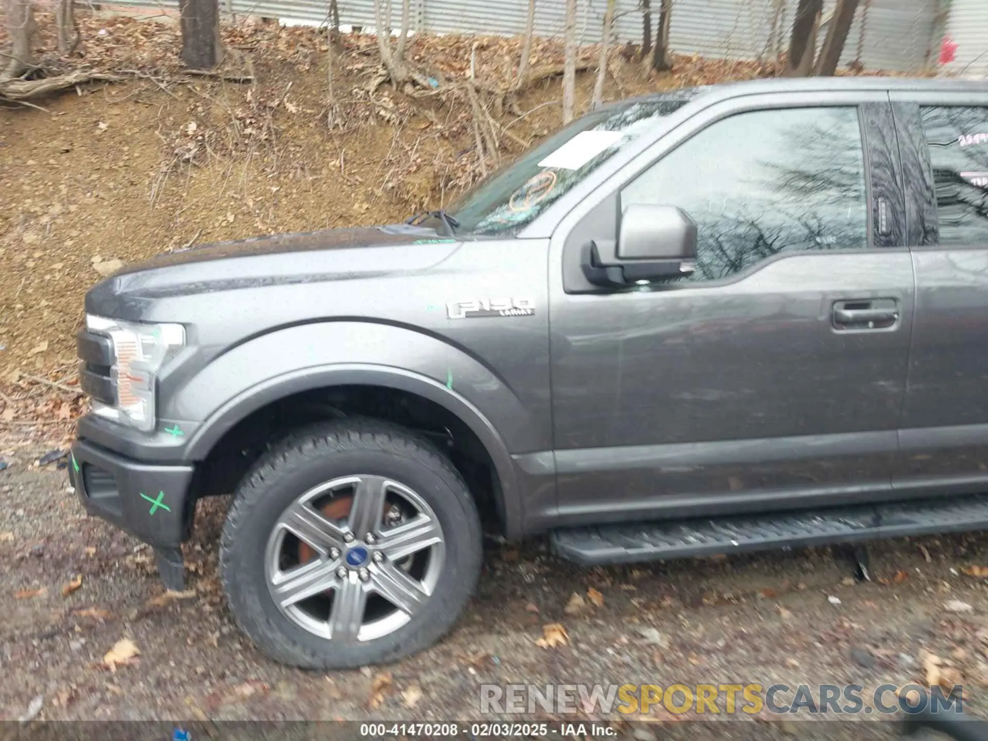 19 Photograph of a damaged car 1FTEW1EP7KFB29983 FORD F-150 2019