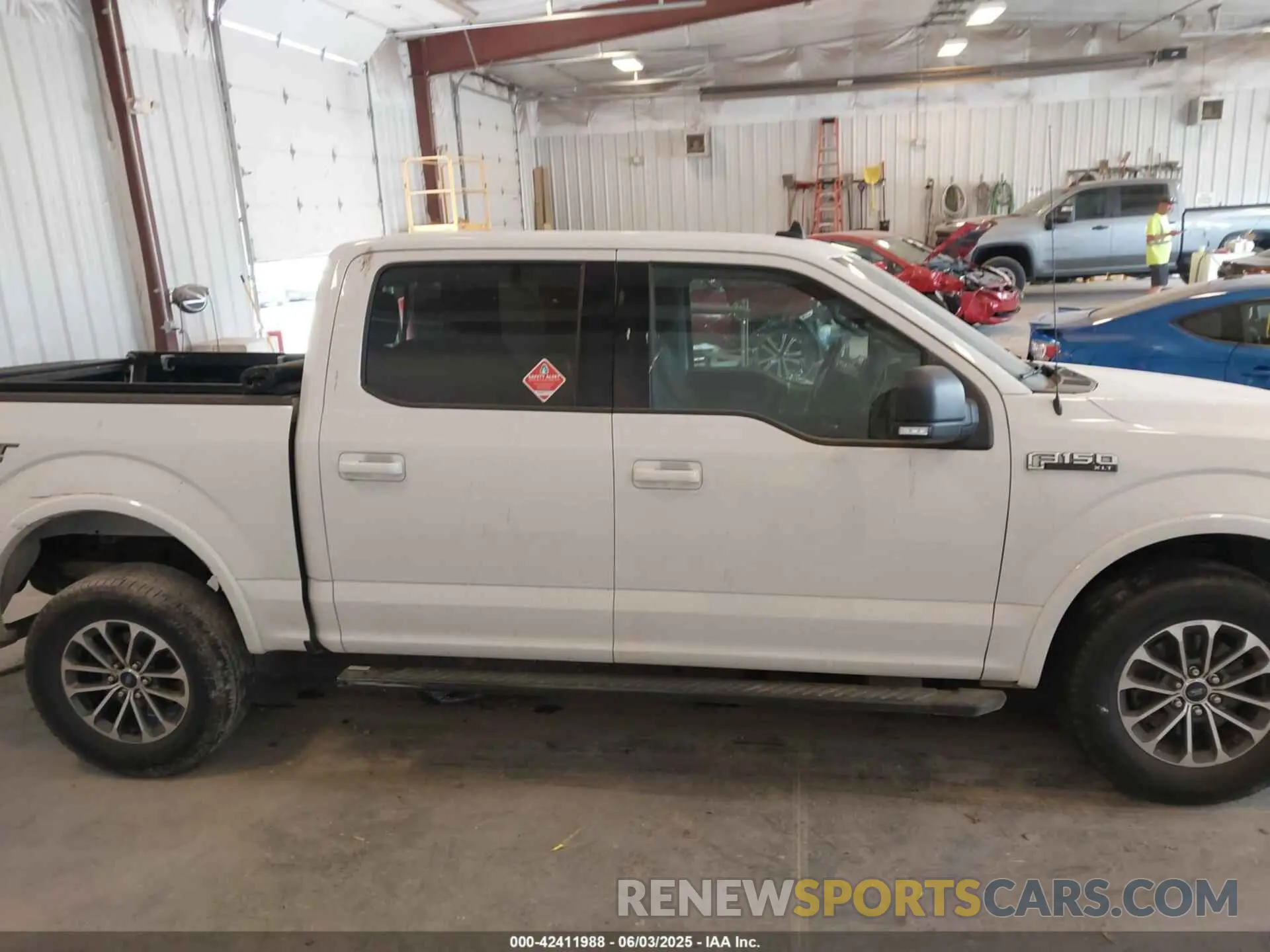 14 Photograph of a damaged car 1FTEW1EP7KFB95451 FORD F-150 2019