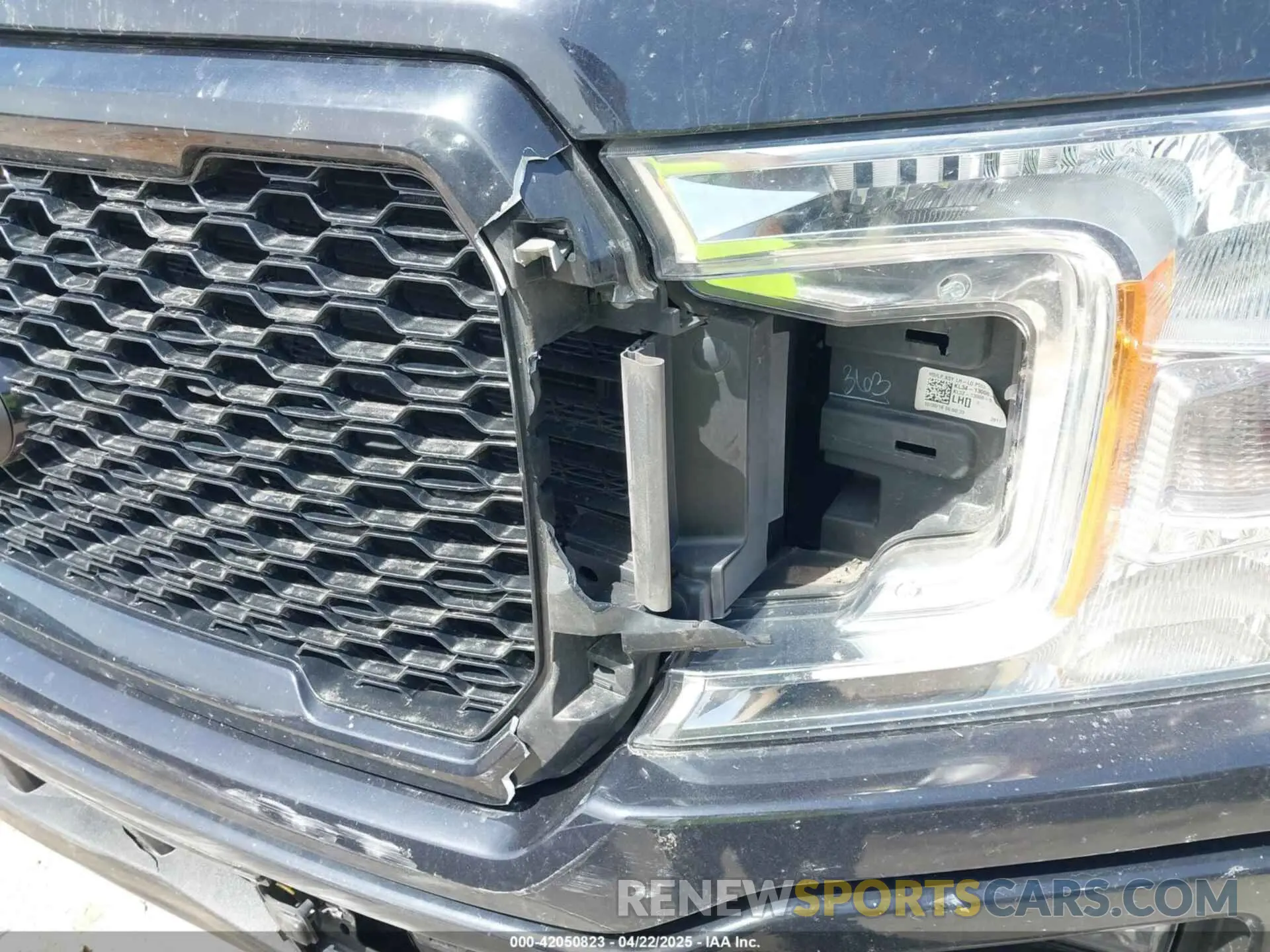 17 Photograph of a damaged car 1FTEW1EP8KFA11540 FORD F-150 2019