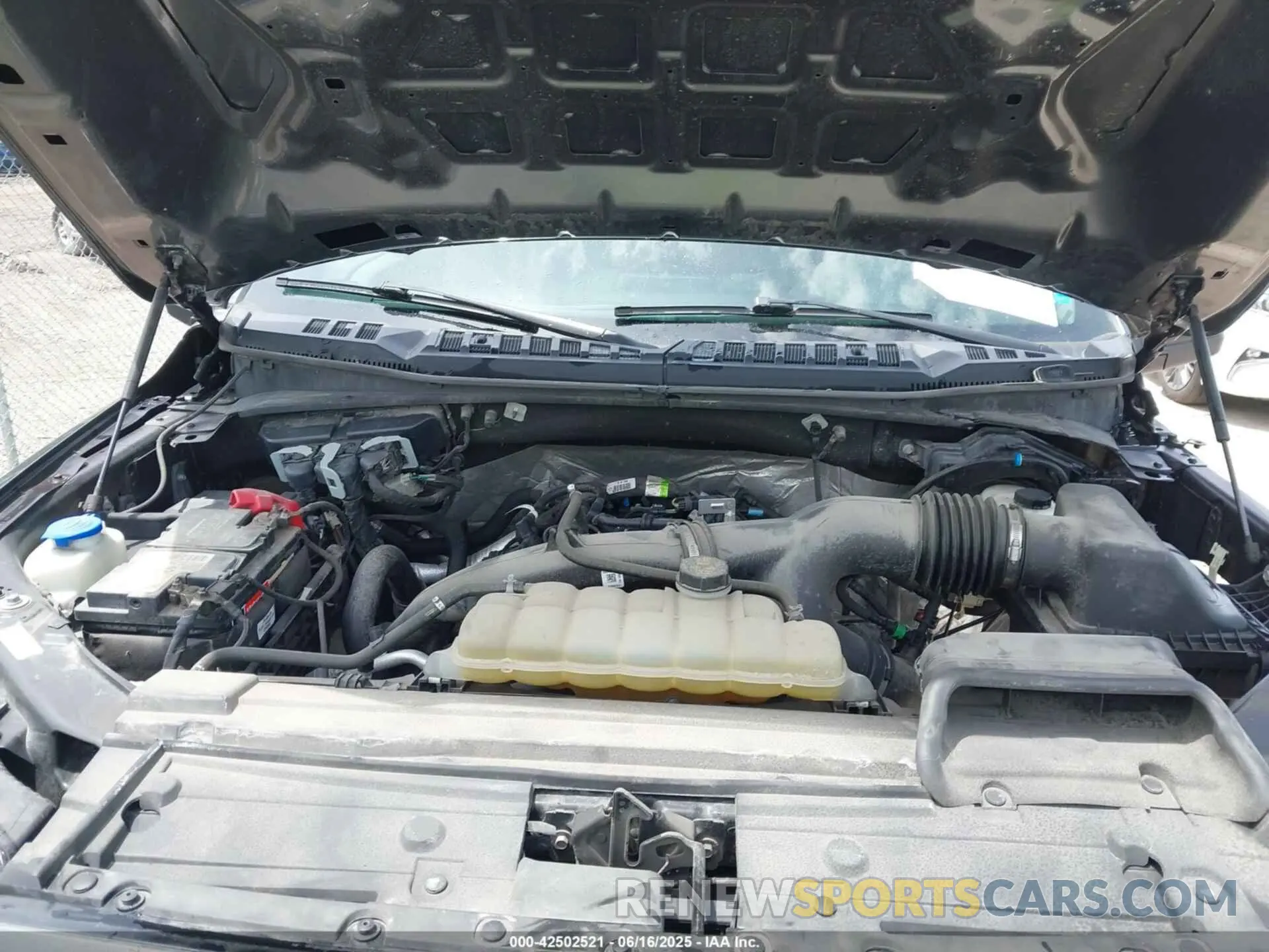 10 Photograph of a damaged car 1FTEW1EP8KFC43006 FORD F-150 2019