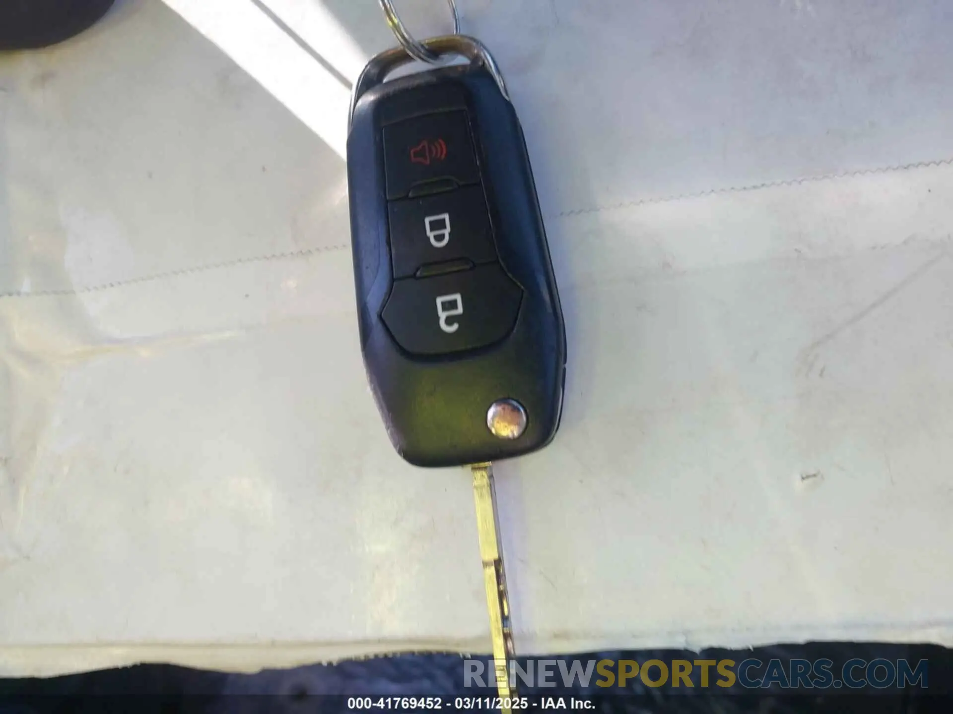 11 Photograph of a damaged car 1FTEW1EP8KKE13811 FORD F-150 2019