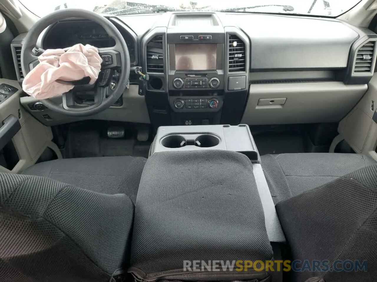 8 Photograph of a damaged car 1FTEW1EP8KKE82207 FORD F-150 2019
