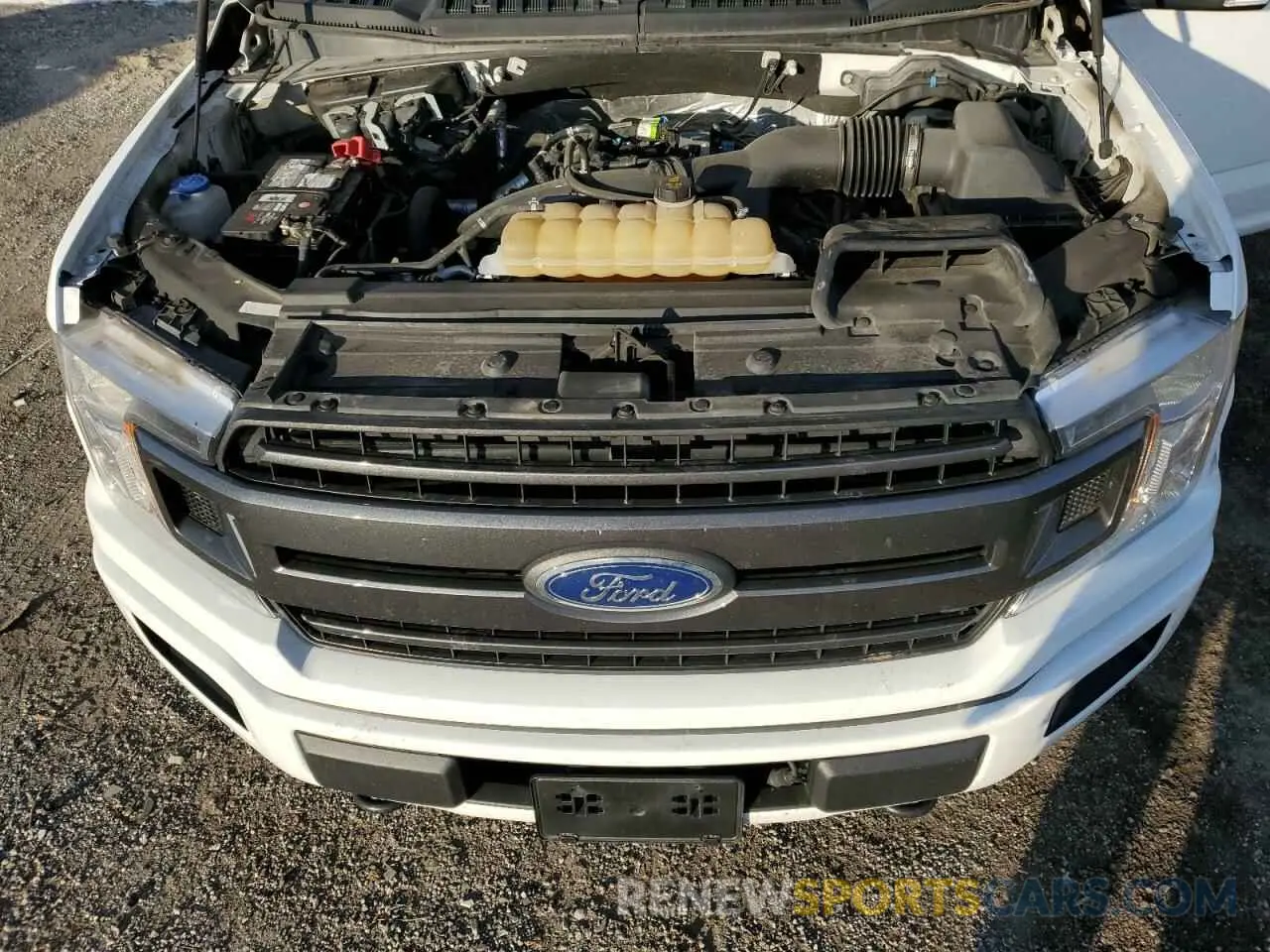11 Photograph of a damaged car 1FTEW1EP9KKE01635 FORD F-150 2019