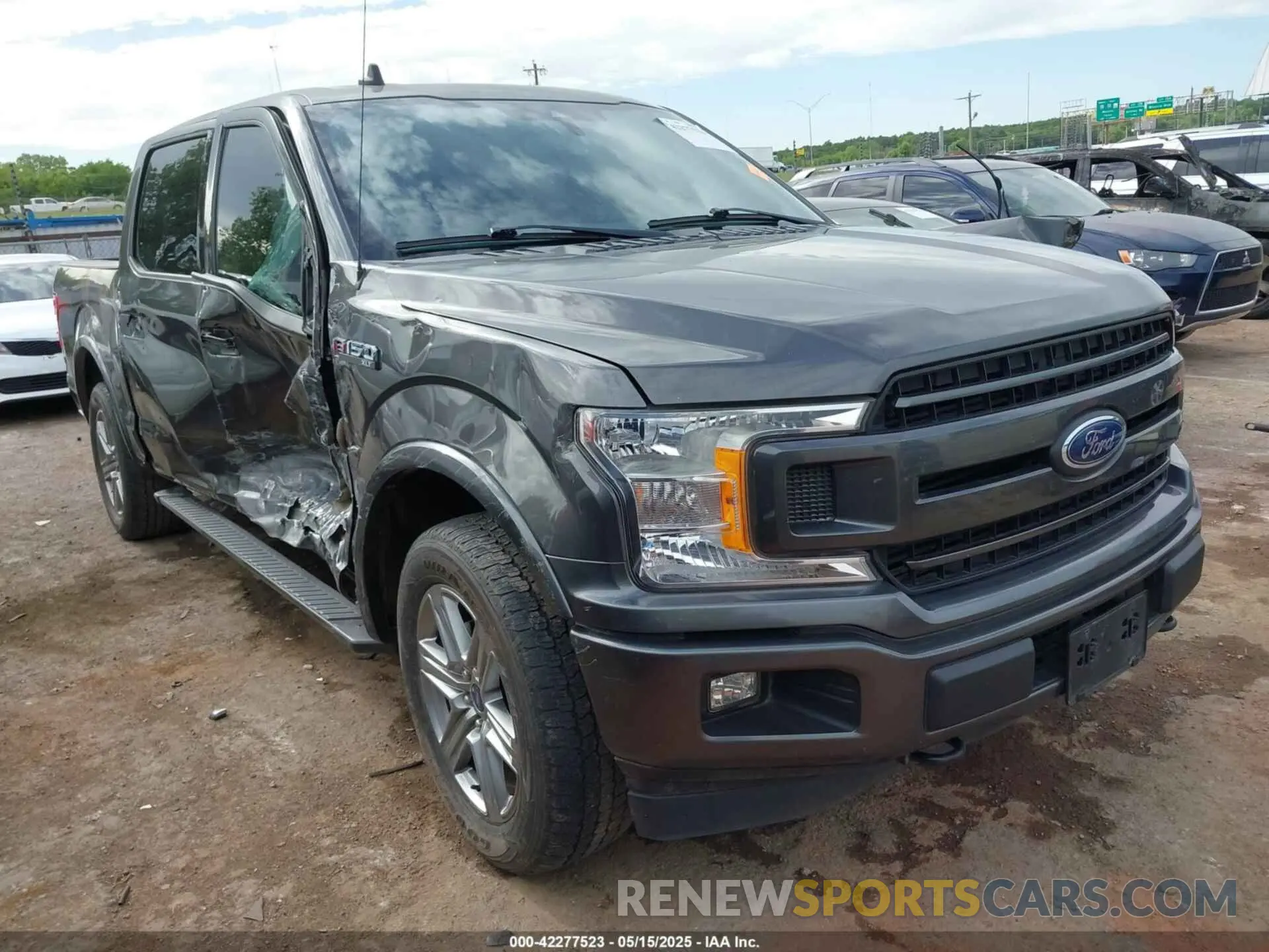 1 Photograph of a damaged car 1FTEW1EPXKKC19815 FORD F-150 2019