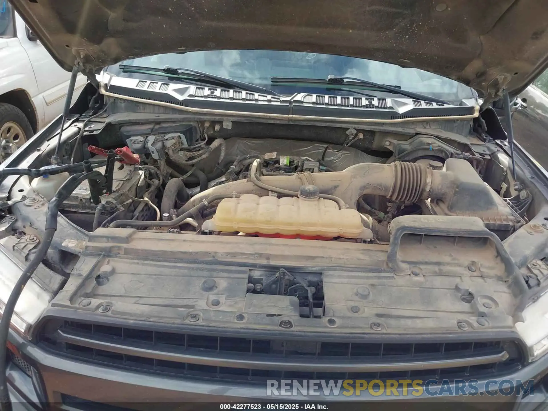 10 Photograph of a damaged car 1FTEW1EPXKKC19815 FORD F-150 2019
