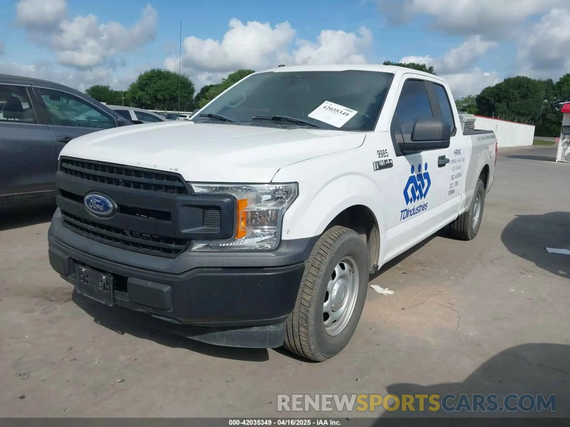 2 Photograph of a damaged car 1FTEX1C46KKC41364 FORD F-150 2019