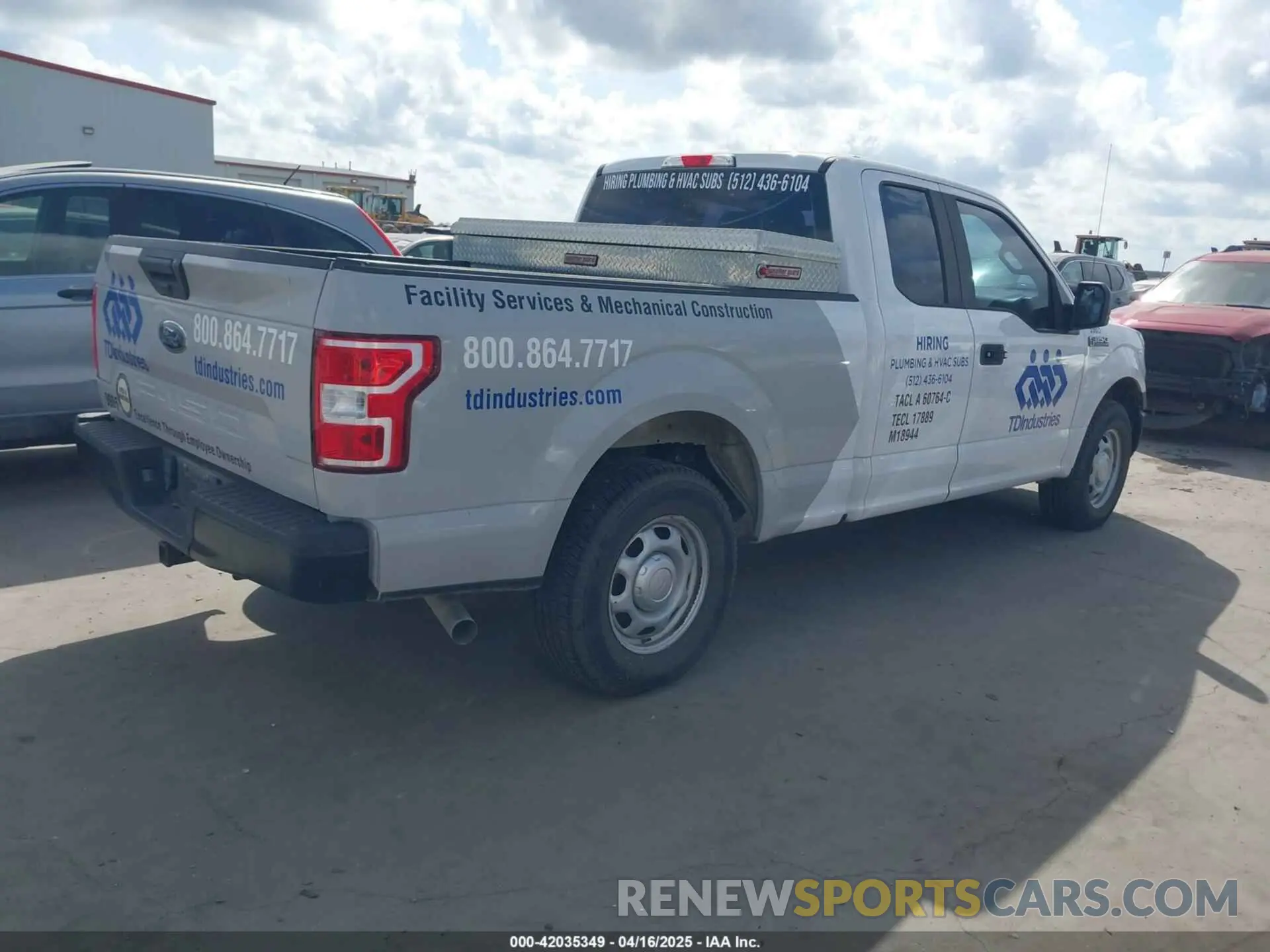 4 Photograph of a damaged car 1FTEX1C46KKC41364 FORD F-150 2019