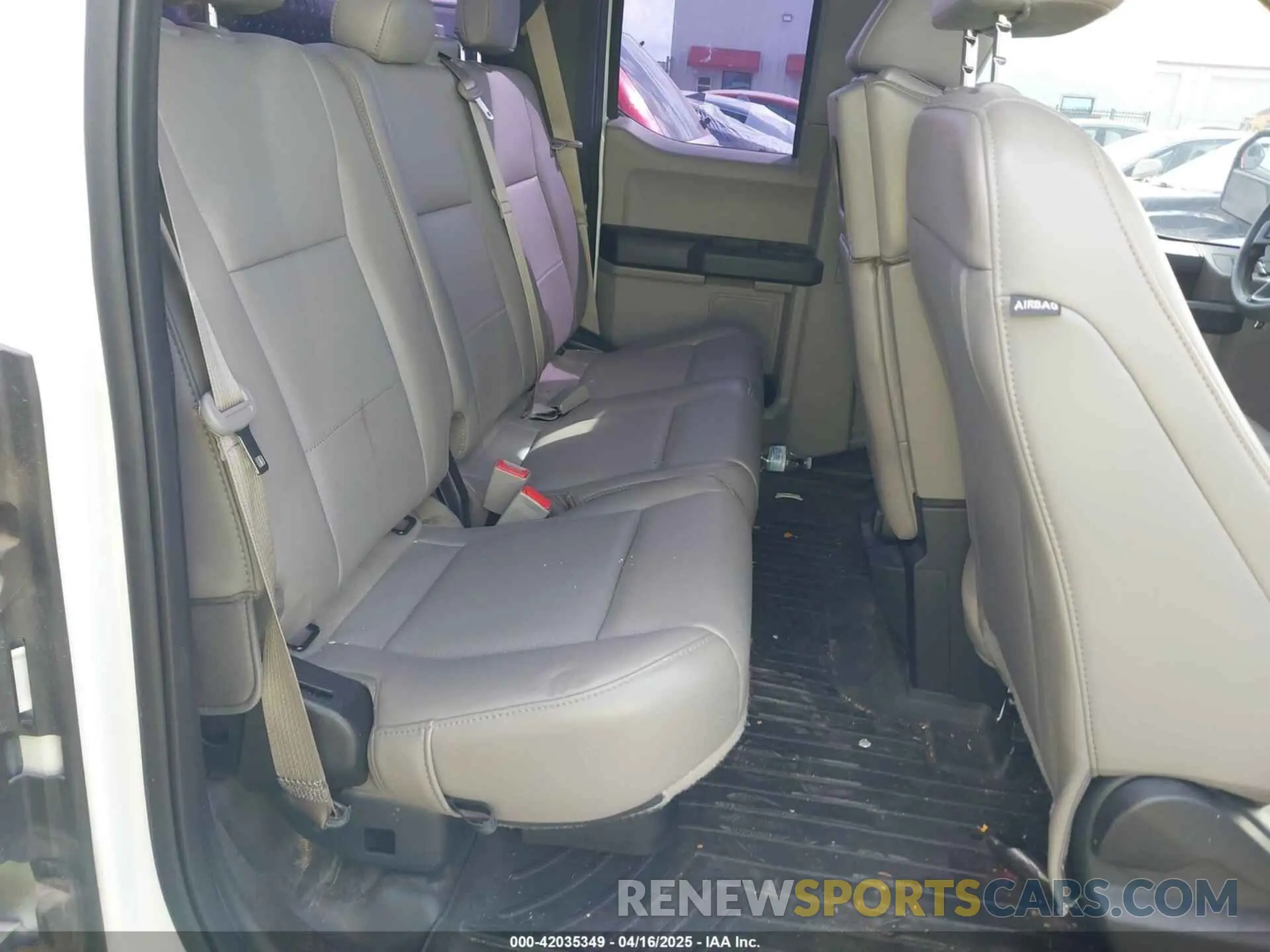 8 Photograph of a damaged car 1FTEX1C46KKC41364 FORD F-150 2019