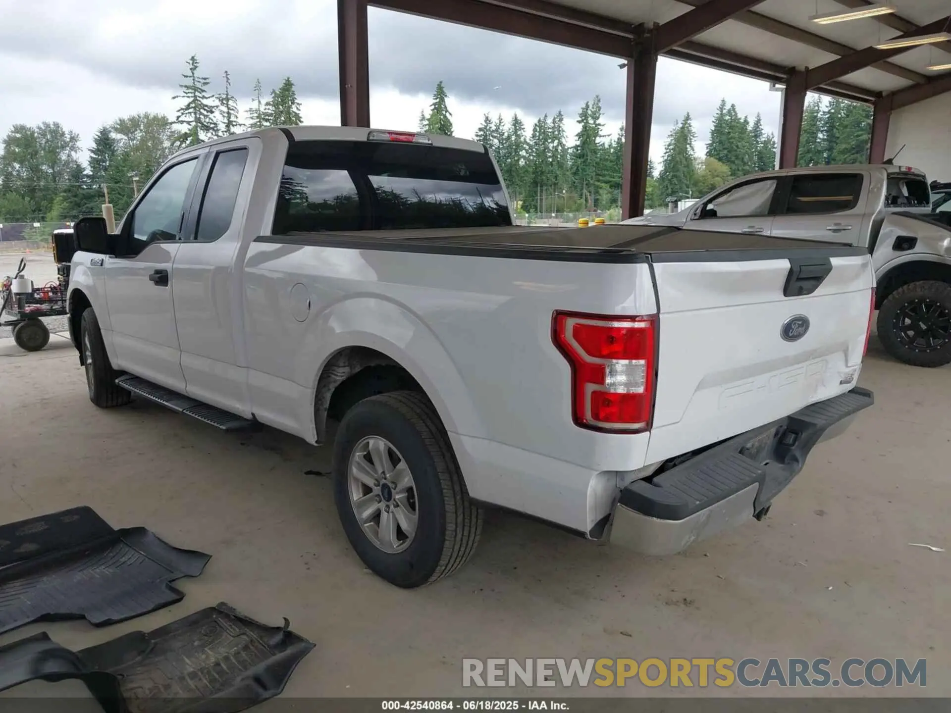 3 Photograph of a damaged car 1FTEX1C4XKKE57427 FORD F-150 2019