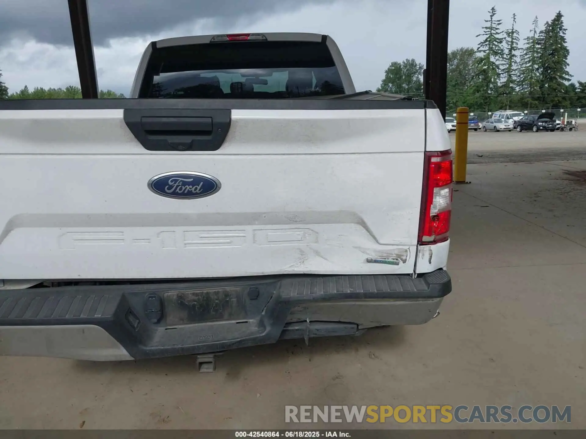 6 Photograph of a damaged car 1FTEX1C4XKKE57427 FORD F-150 2019