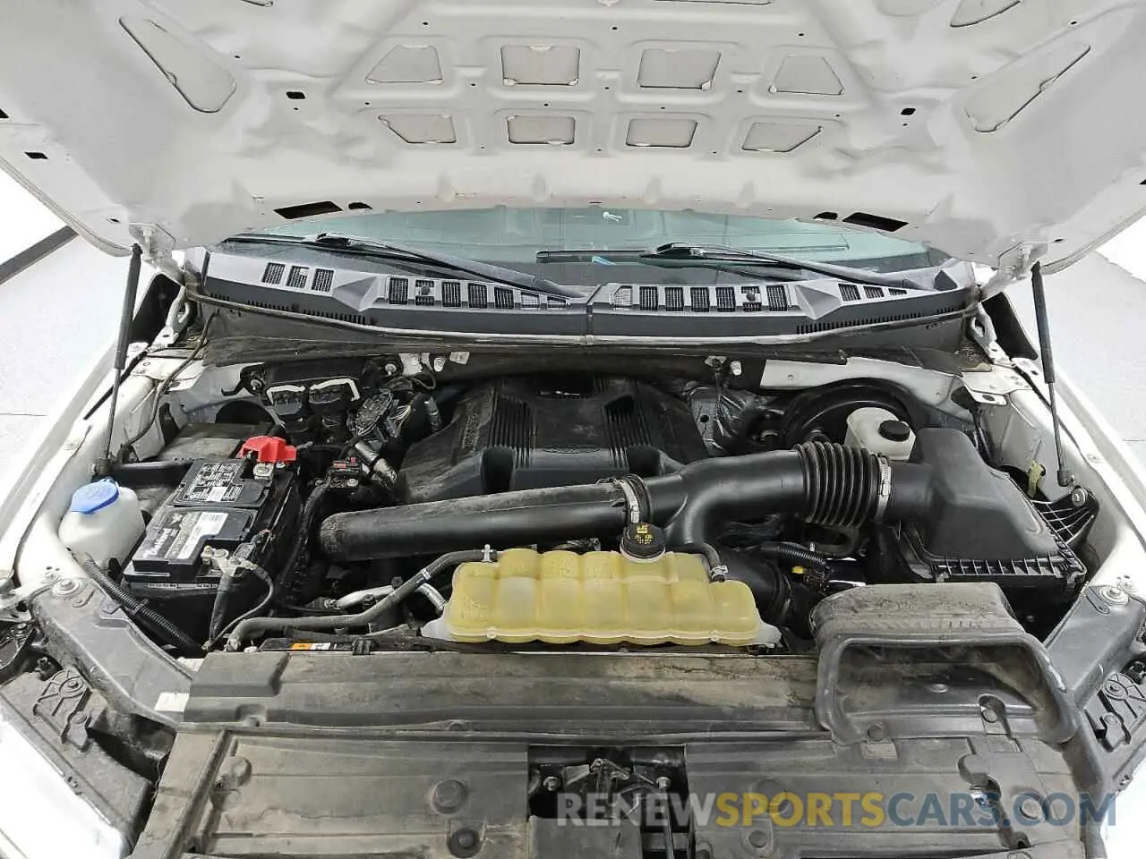 11 Photograph of a damaged car 1FTEX1C4XKKE83364 FORD F-150 2019