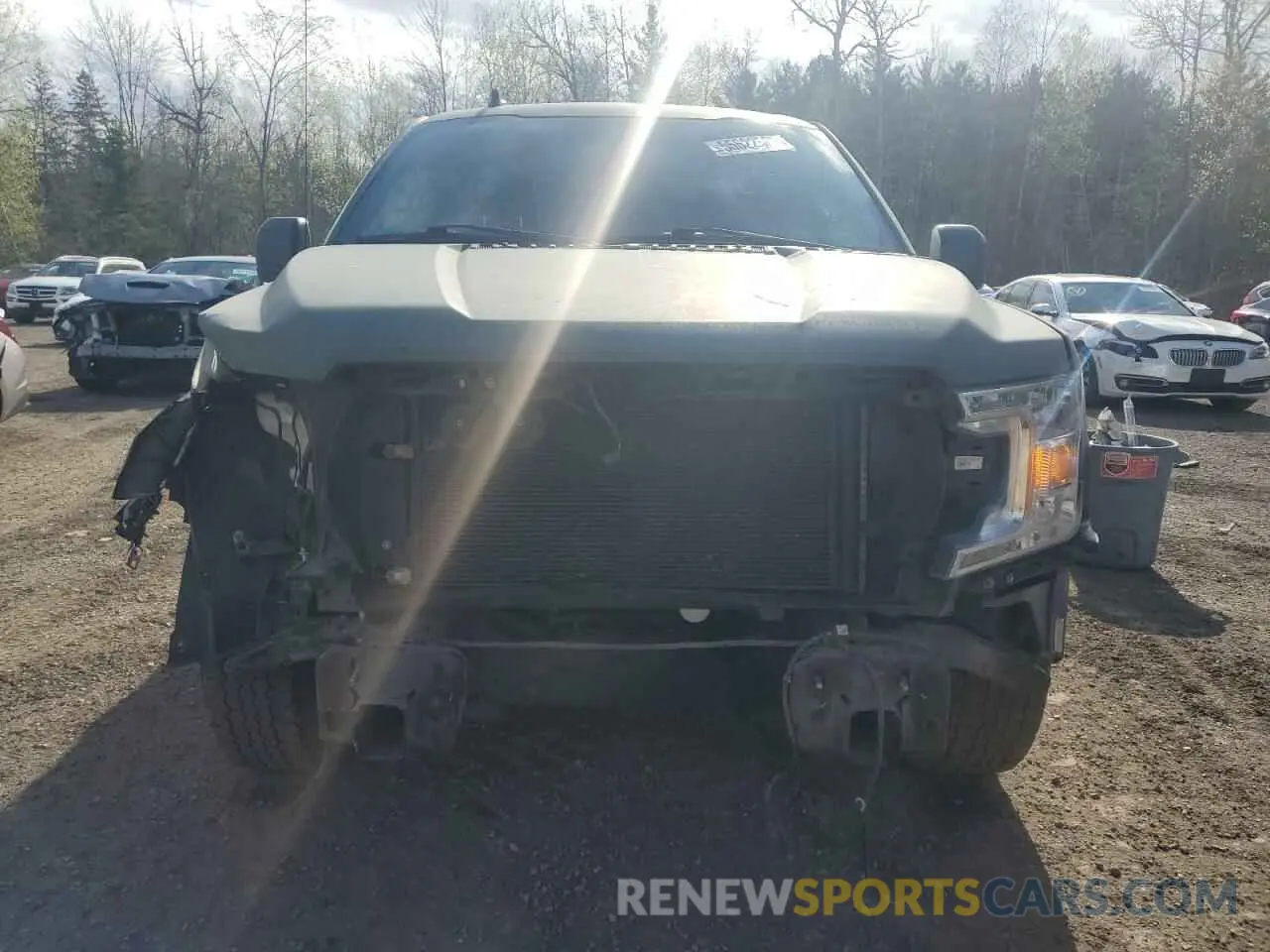 5 Photograph of a damaged car 1FTEX1C50KFA46345 FORD F-150 2019
