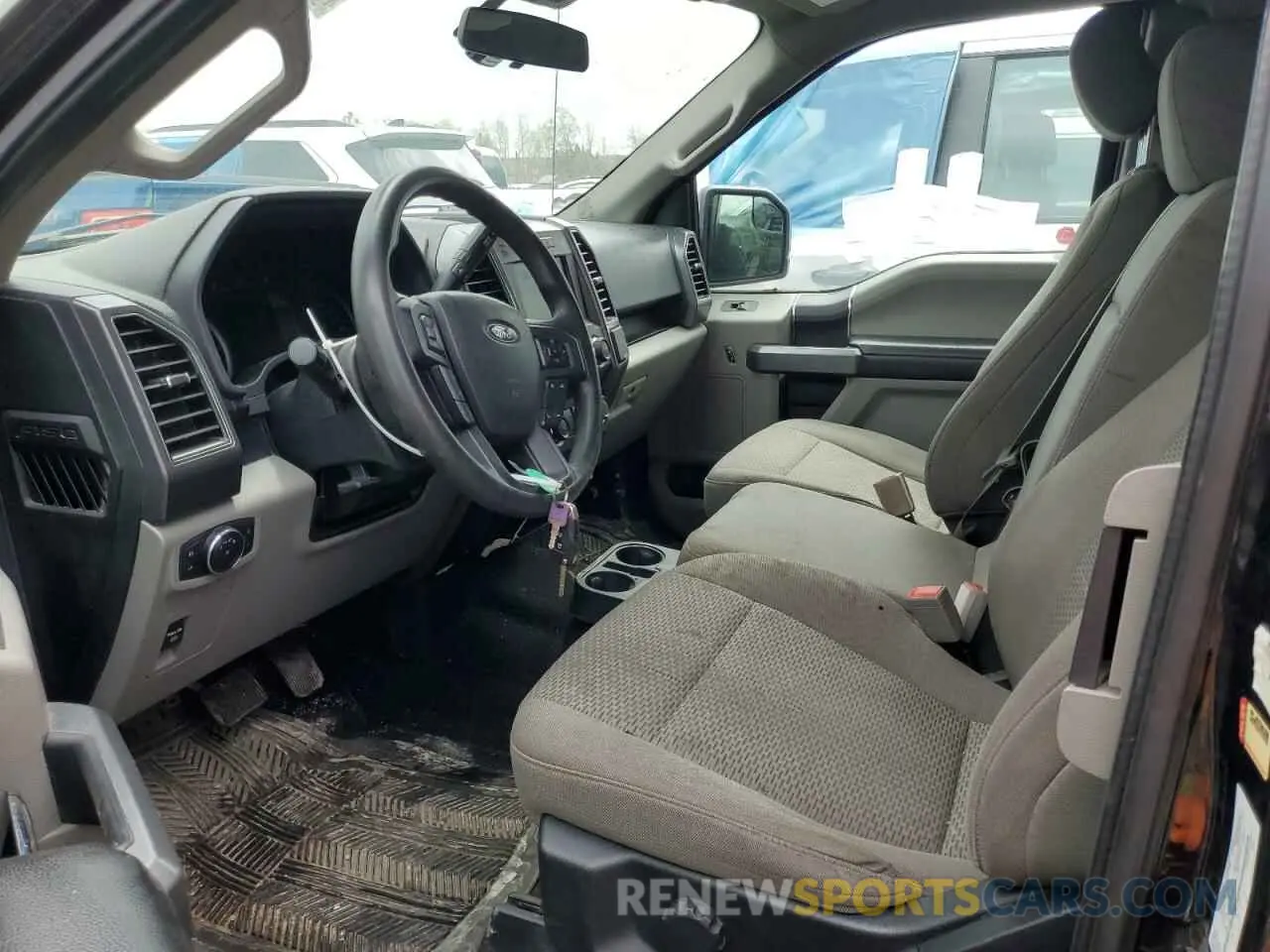 7 Photograph of a damaged car 1FTEX1C50KFA46345 FORD F-150 2019