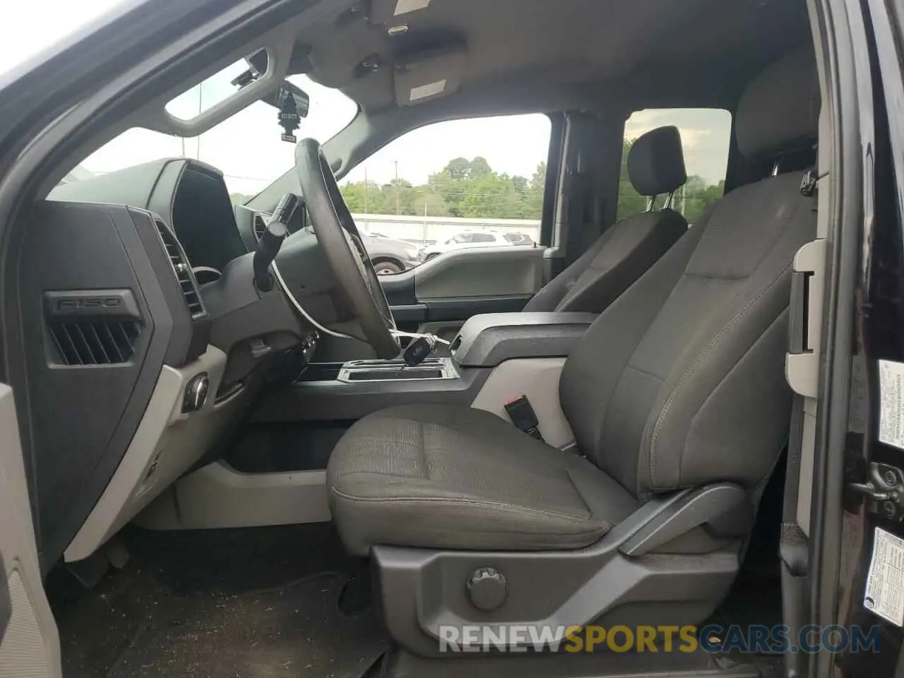 7 Photograph of a damaged car 1FTEX1C50KKC76149 FORD F-150 2019