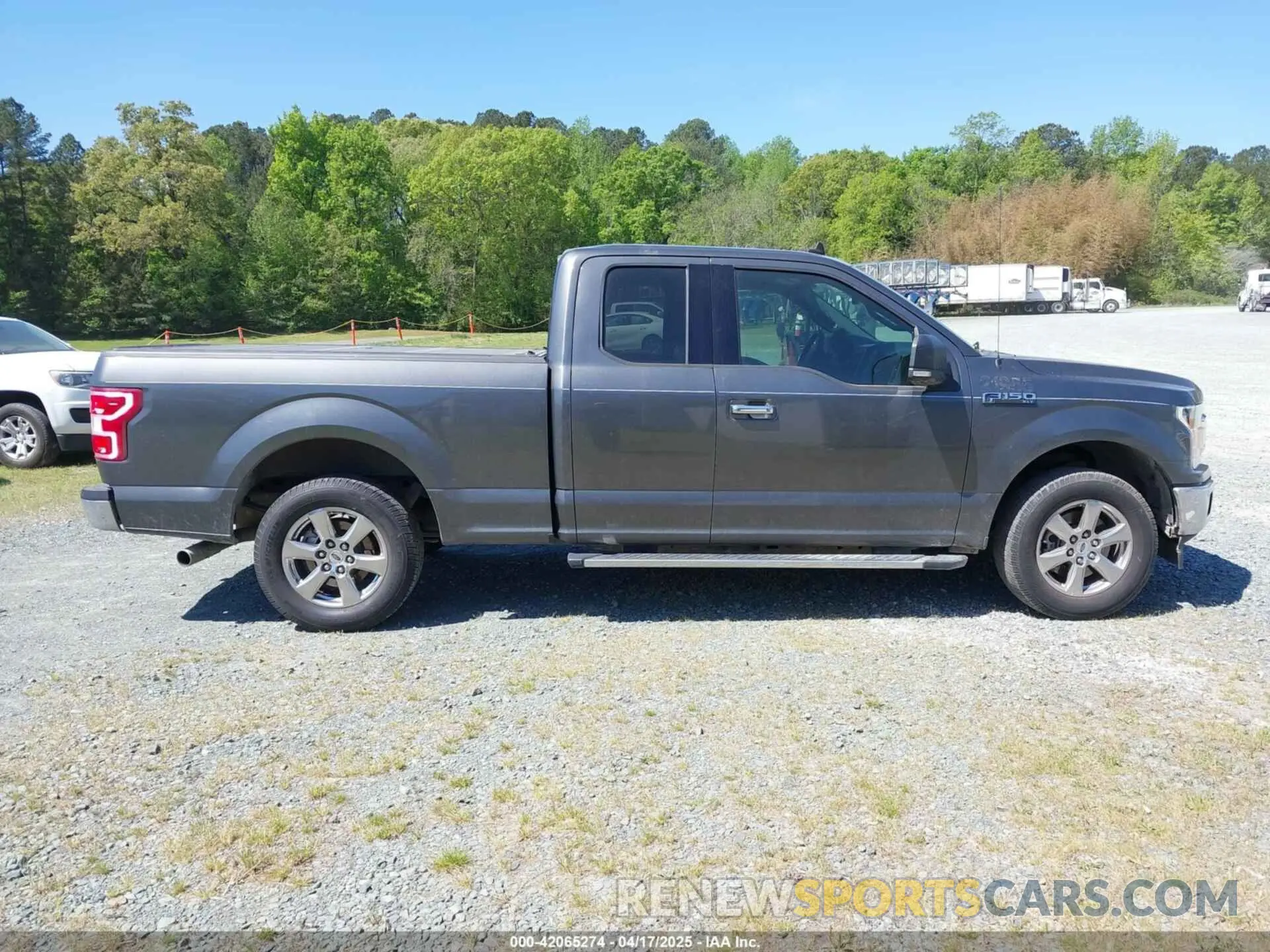 14 Photograph of a damaged car 1FTEX1C51KFA73506 FORD F-150 2019