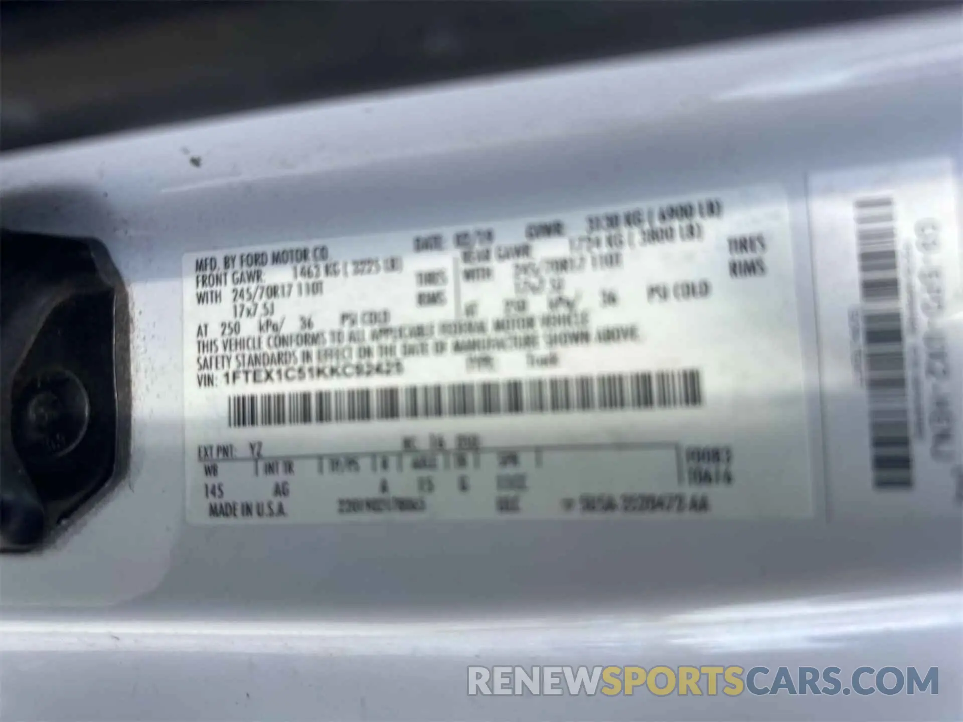 14 Photograph of a damaged car 1FTEX1C51KKC92425 FORD F-150 2019