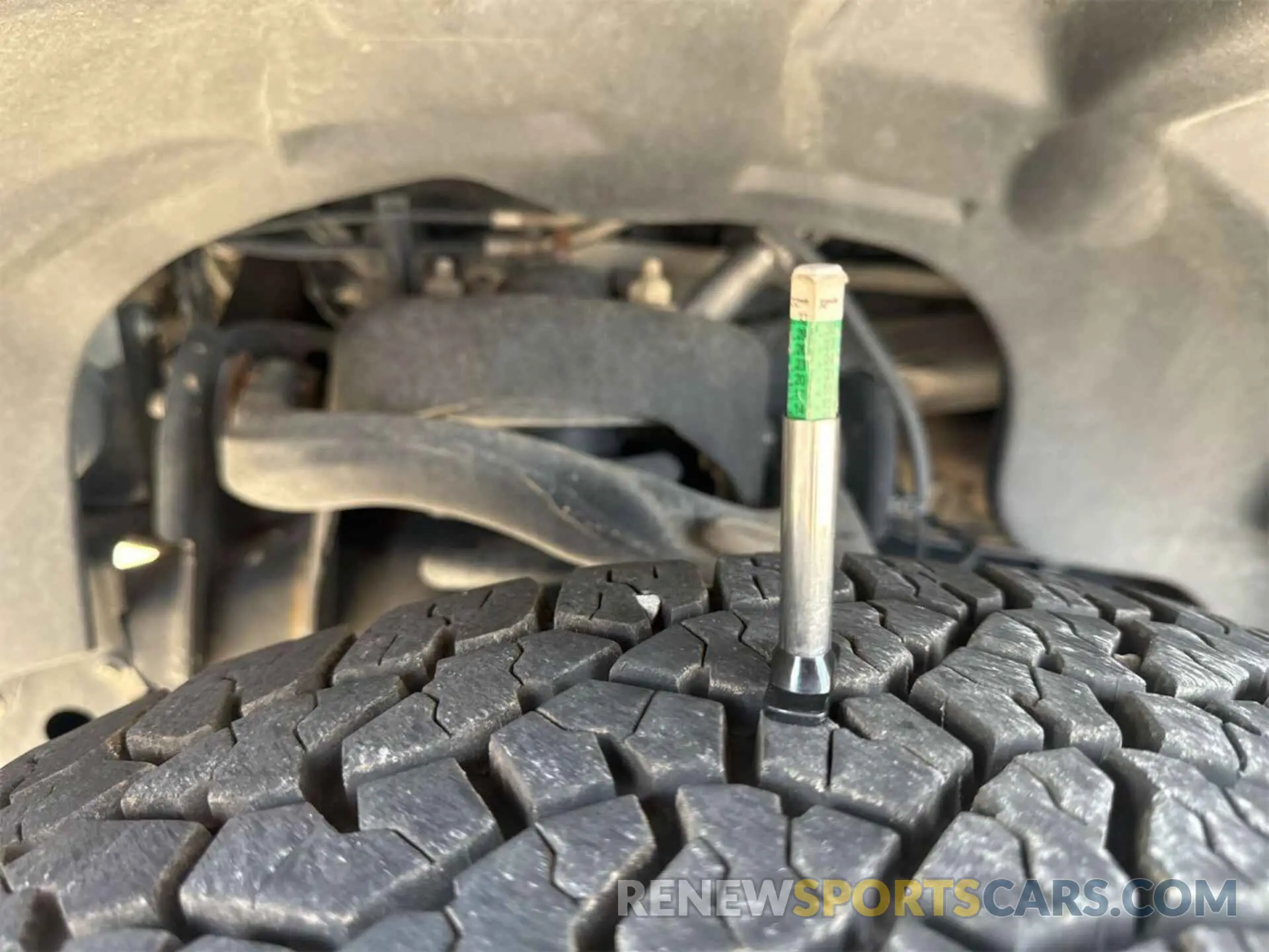 2 Photograph of a damaged car 1FTEX1C51KKC92425 FORD F-150 2019