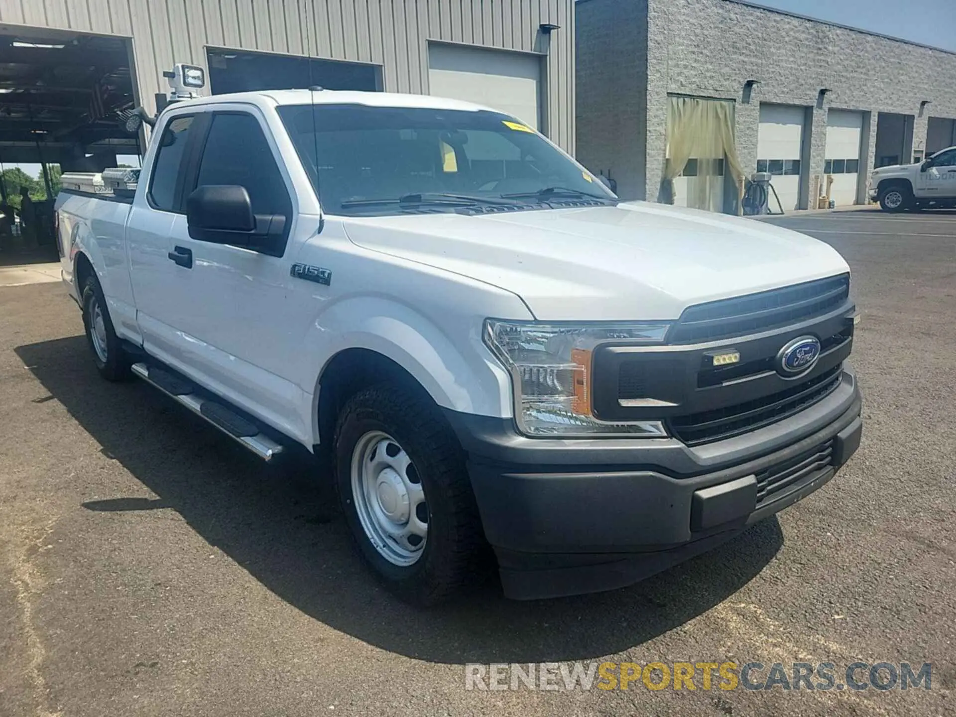 24 Photograph of a damaged car 1FTEX1C54KKD52066 FORD F-150 2019