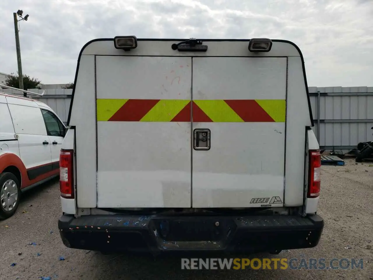 6 Photograph of a damaged car 1FTEX1CB2KKC93122 FORD F-150 2019