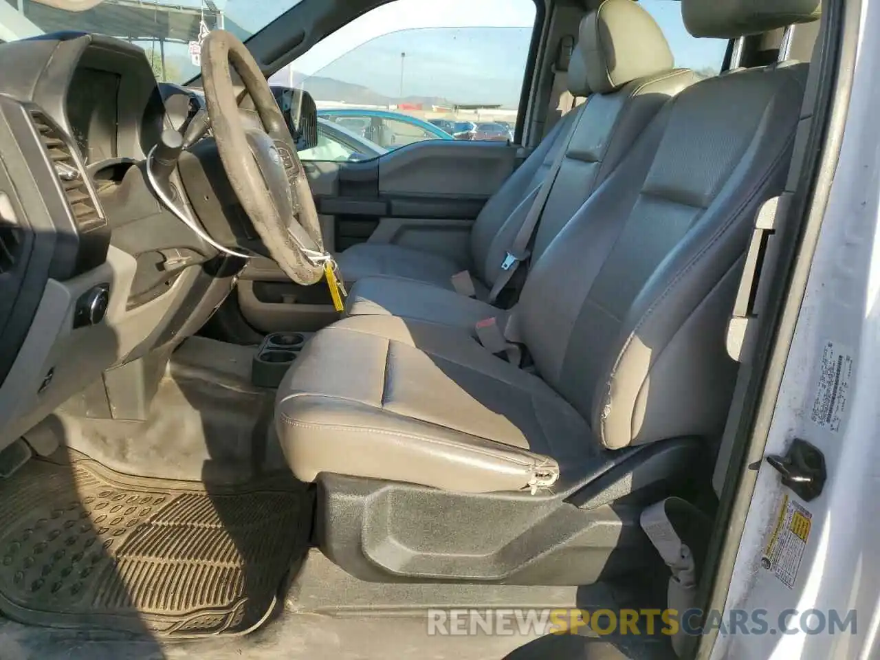 7 Photograph of a damaged car 1FTEX1CB2KKD27902 FORD F-150 2019