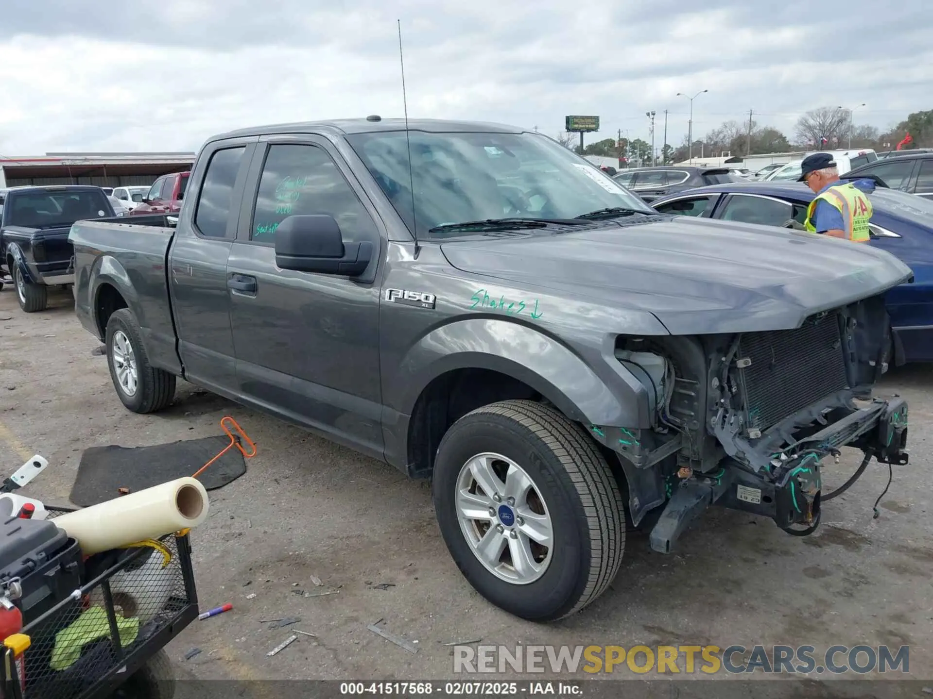 1 Photograph of a damaged car 1FTEX1CB2KKD32954 FORD F-150 2019