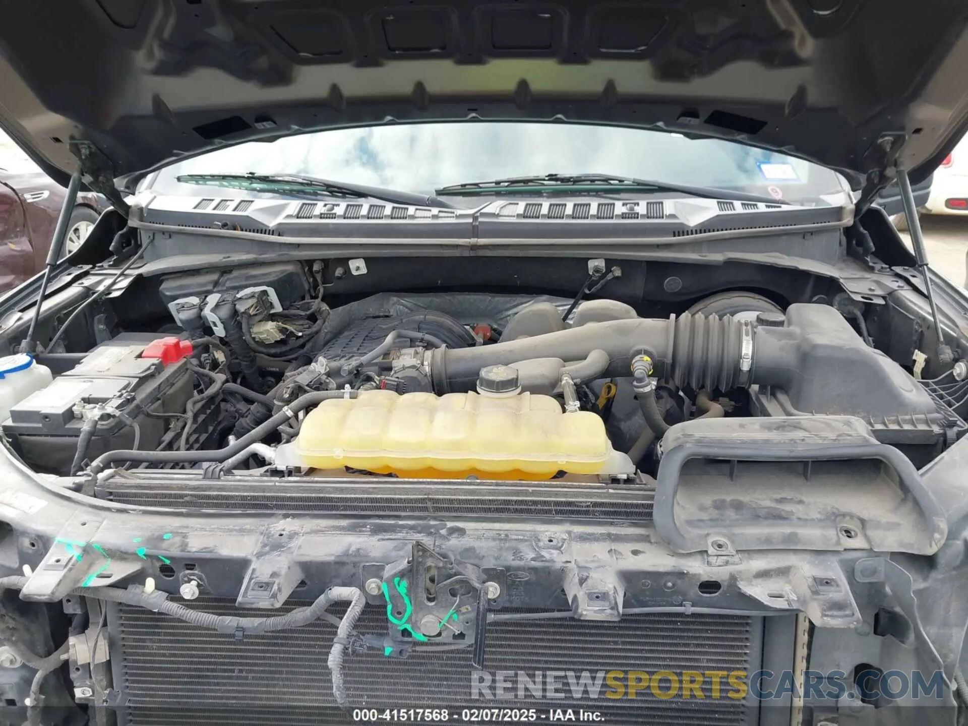 10 Photograph of a damaged car 1FTEX1CB2KKD32954 FORD F-150 2019