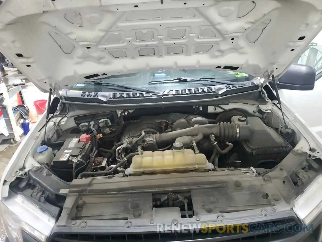 11 Photograph of a damaged car 1FTEX1CB2KKE66654 FORD F-150 2019
