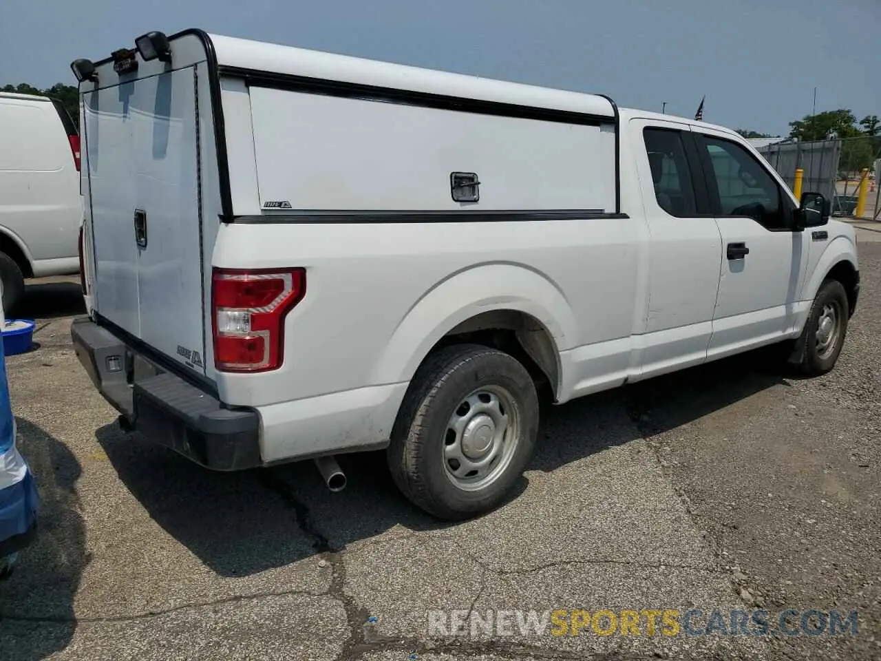 3 Photograph of a damaged car 1FTEX1CB2KKE66654 FORD F-150 2019