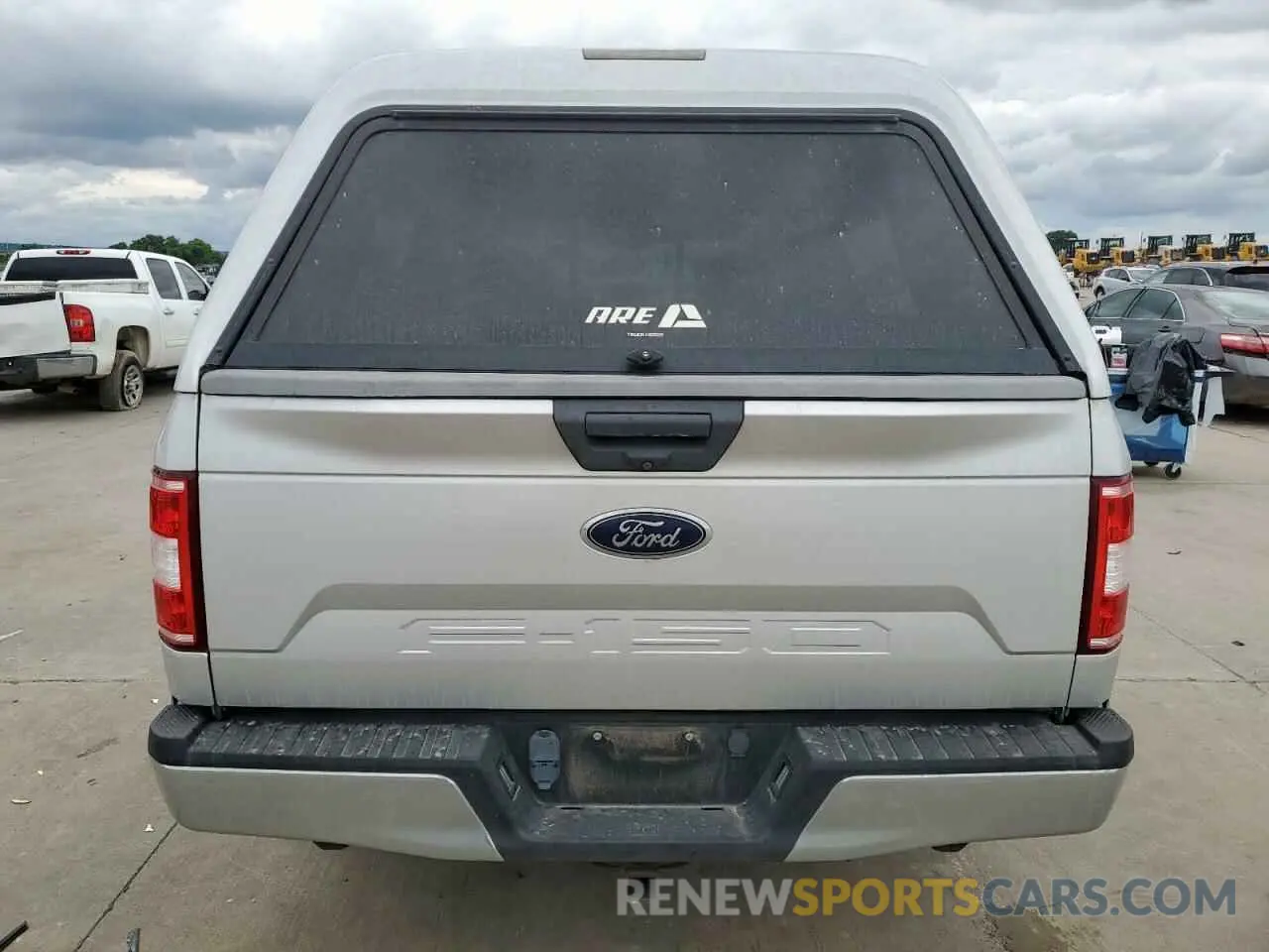 6 Photograph of a damaged car 1FTEX1CB5KKD33225 FORD F-150 2019