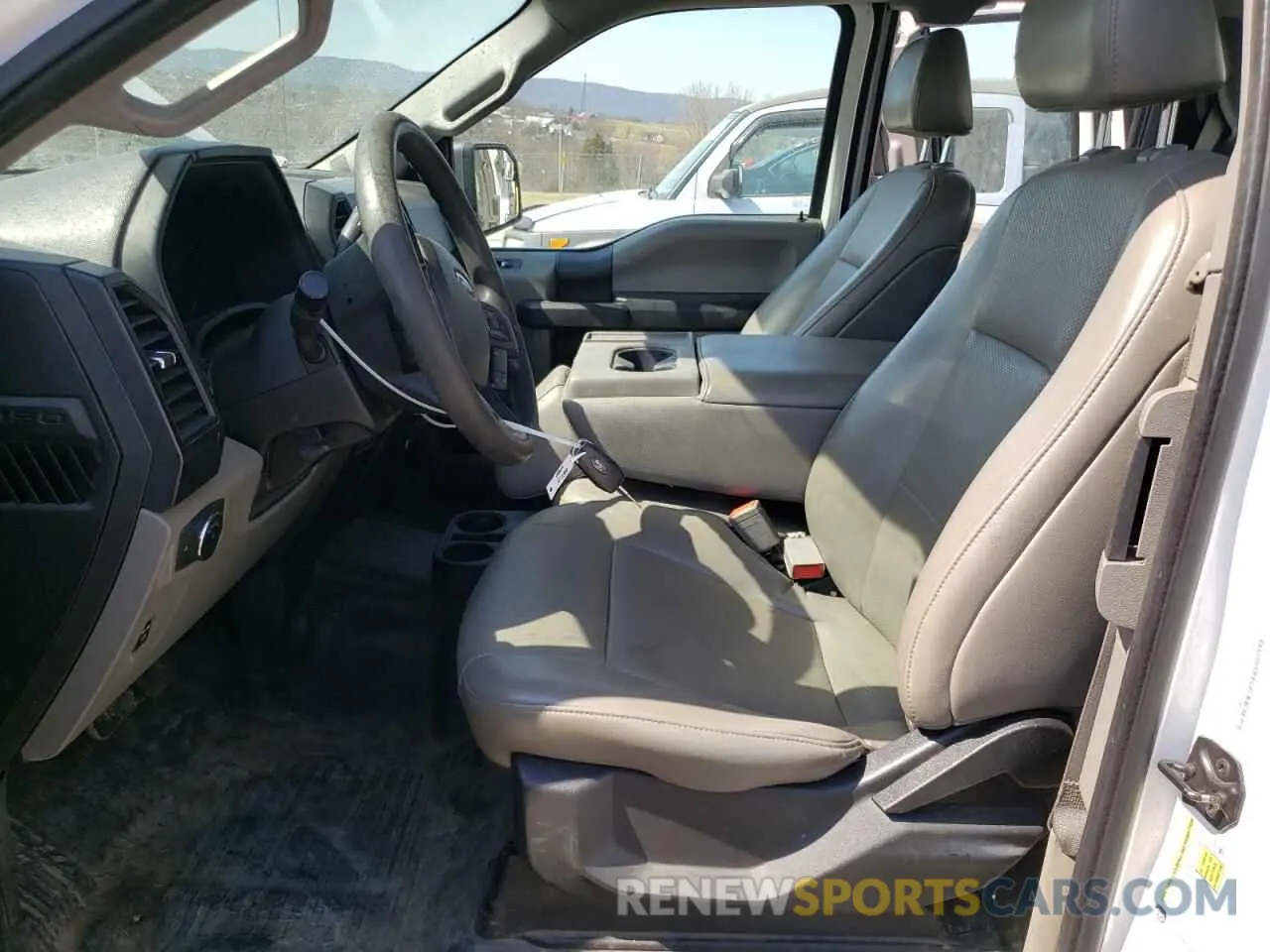 7 Photograph of a damaged car 1FTEX1CB5KKE89247 FORD F-150 2019