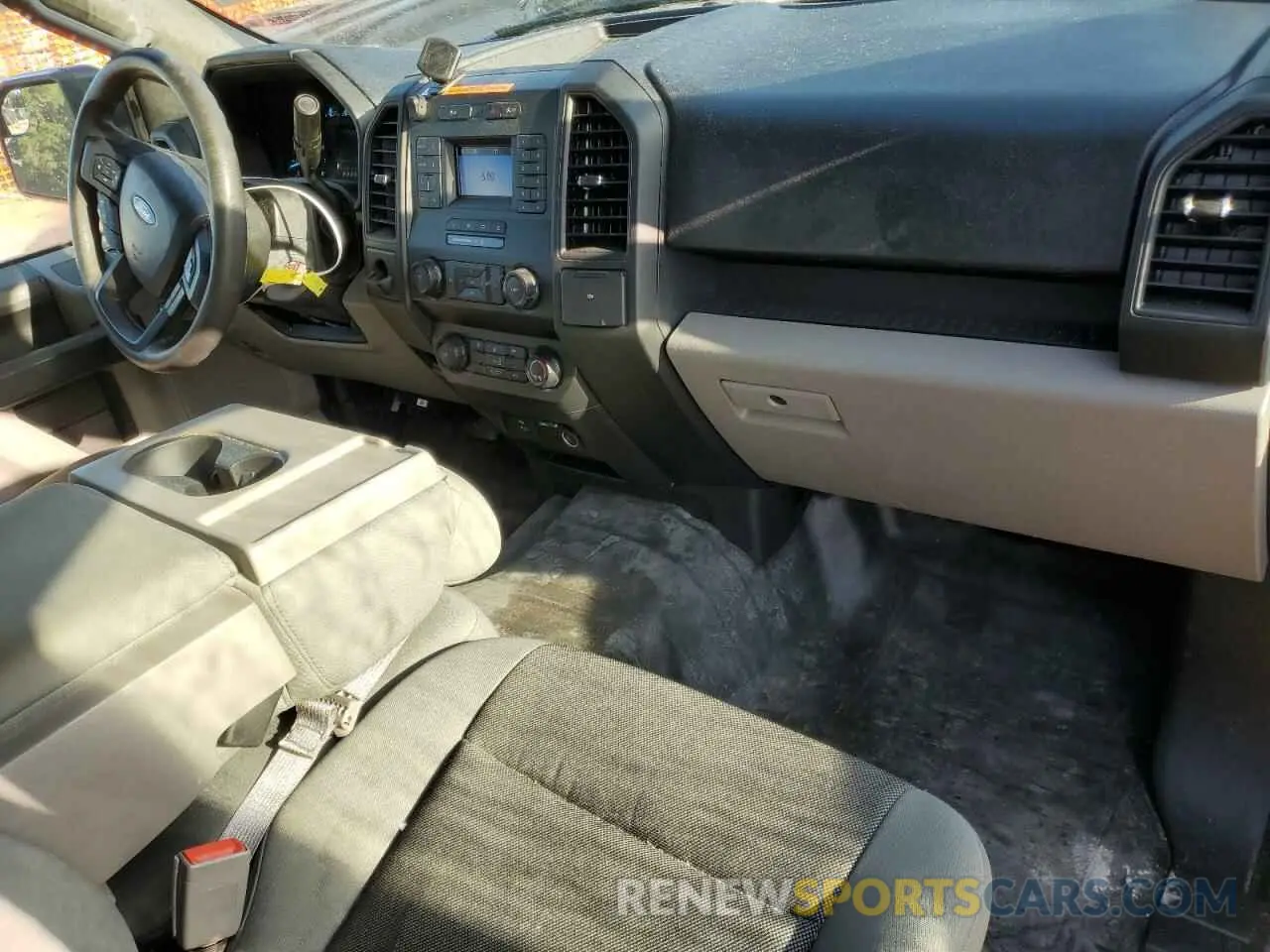 8 Photograph of a damaged car 1FTEX1CB7KKE70683 FORD F-150 2019