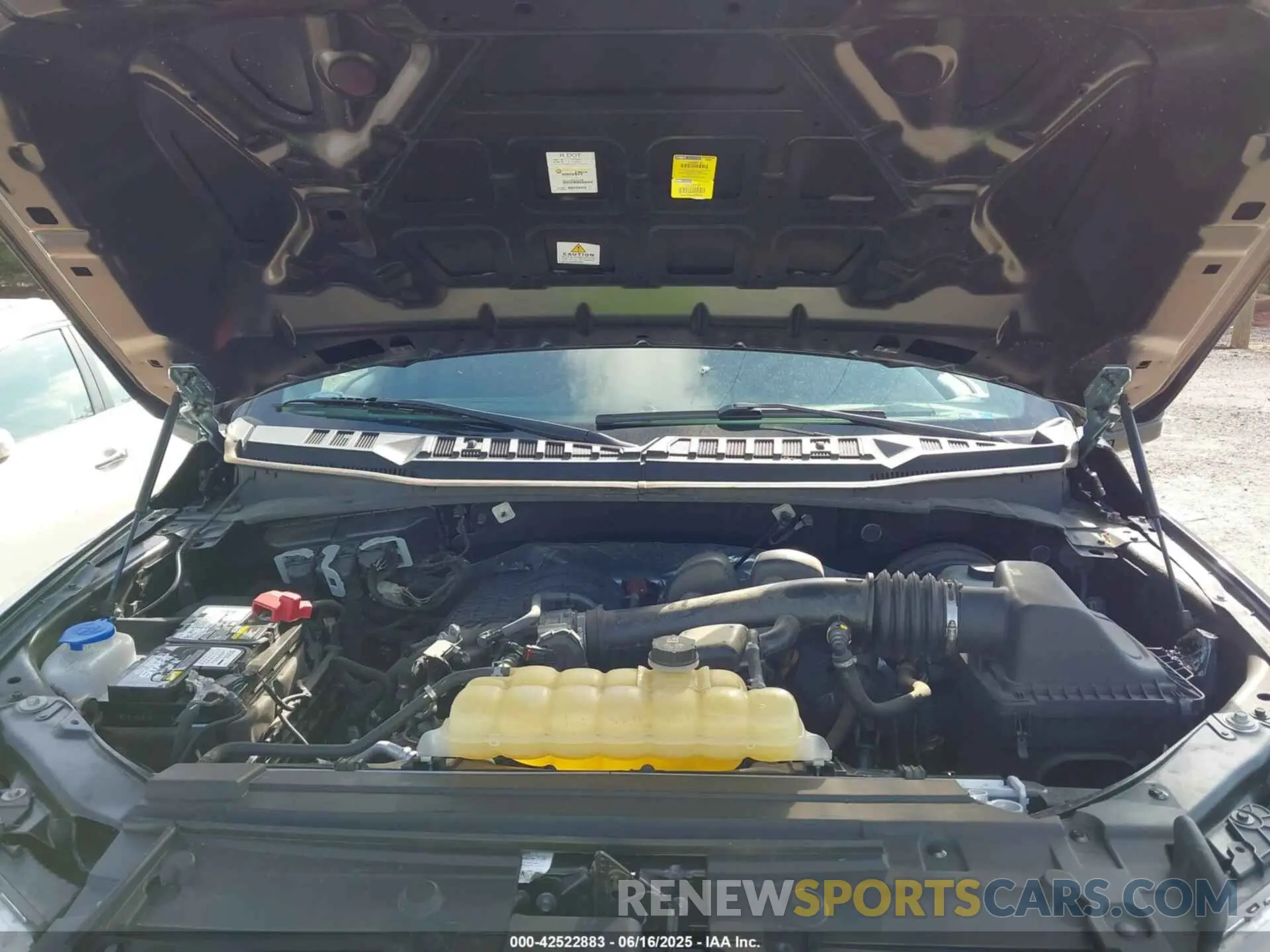 10 Photograph of a damaged car 1FTEX1CB8KKD31775 FORD F-150 2019