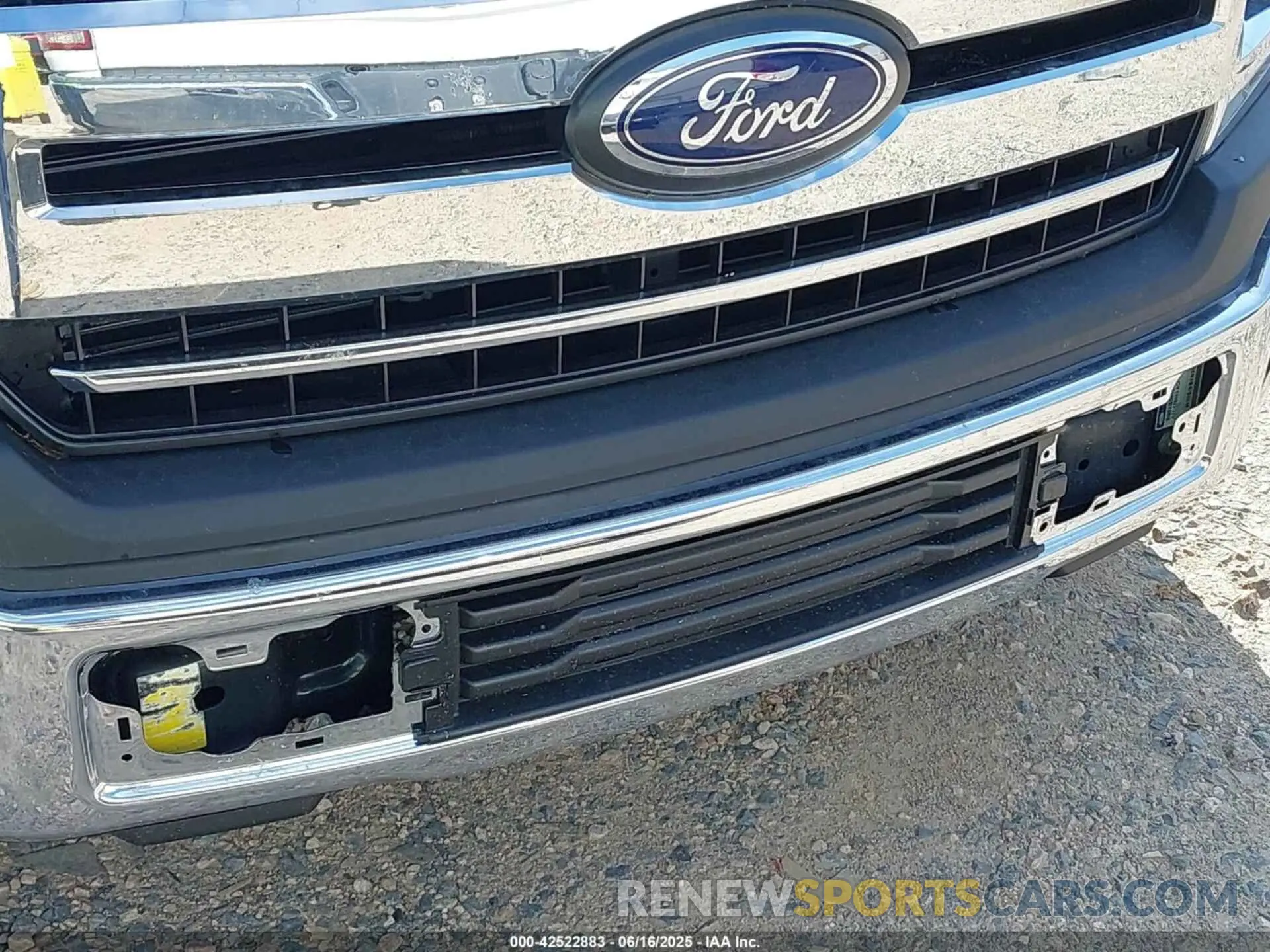 6 Photograph of a damaged car 1FTEX1CB8KKD31775 FORD F-150 2019