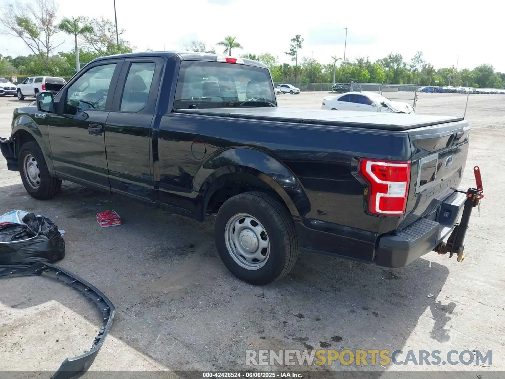 3 Photograph of a damaged car 1FTEX1CB8KKD36328 FORD F-150 2019