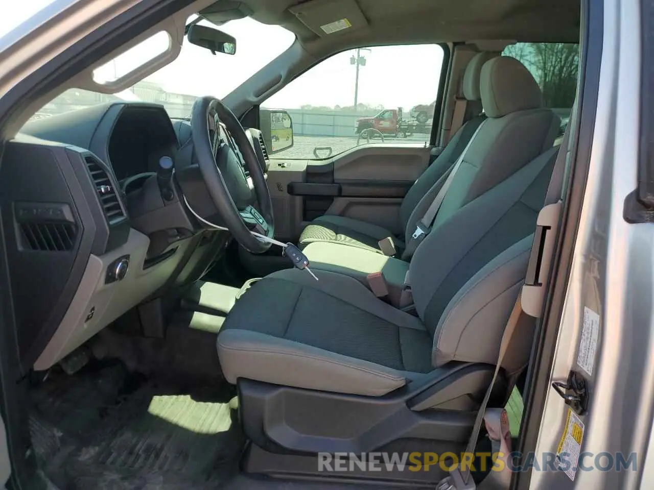 7 Photograph of a damaged car 1FTEX1CB9KFC49403 FORD F-150 2019