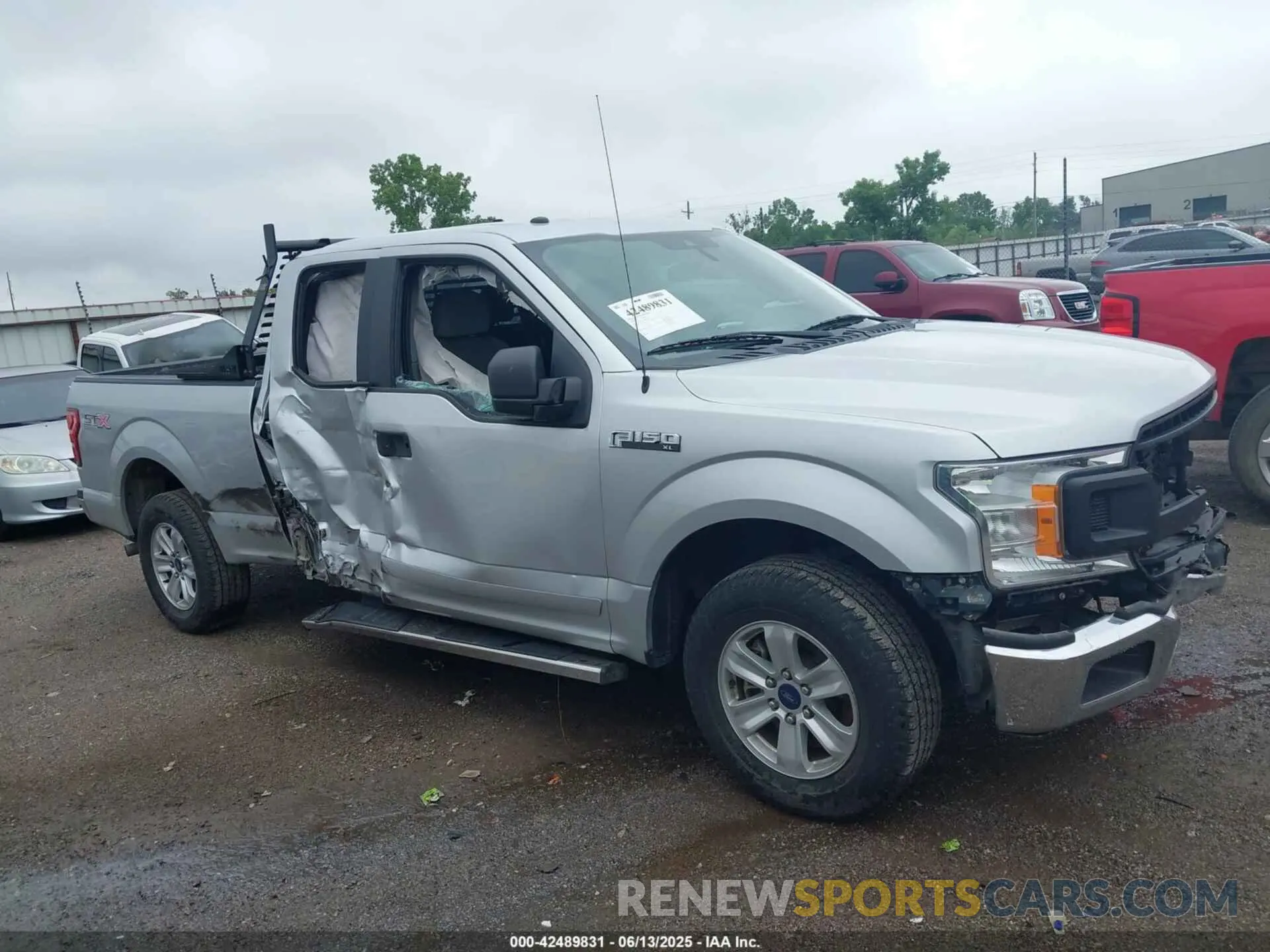 13 Photograph of a damaged car 1FTEX1CB9KKD25645 FORD F-150 2019