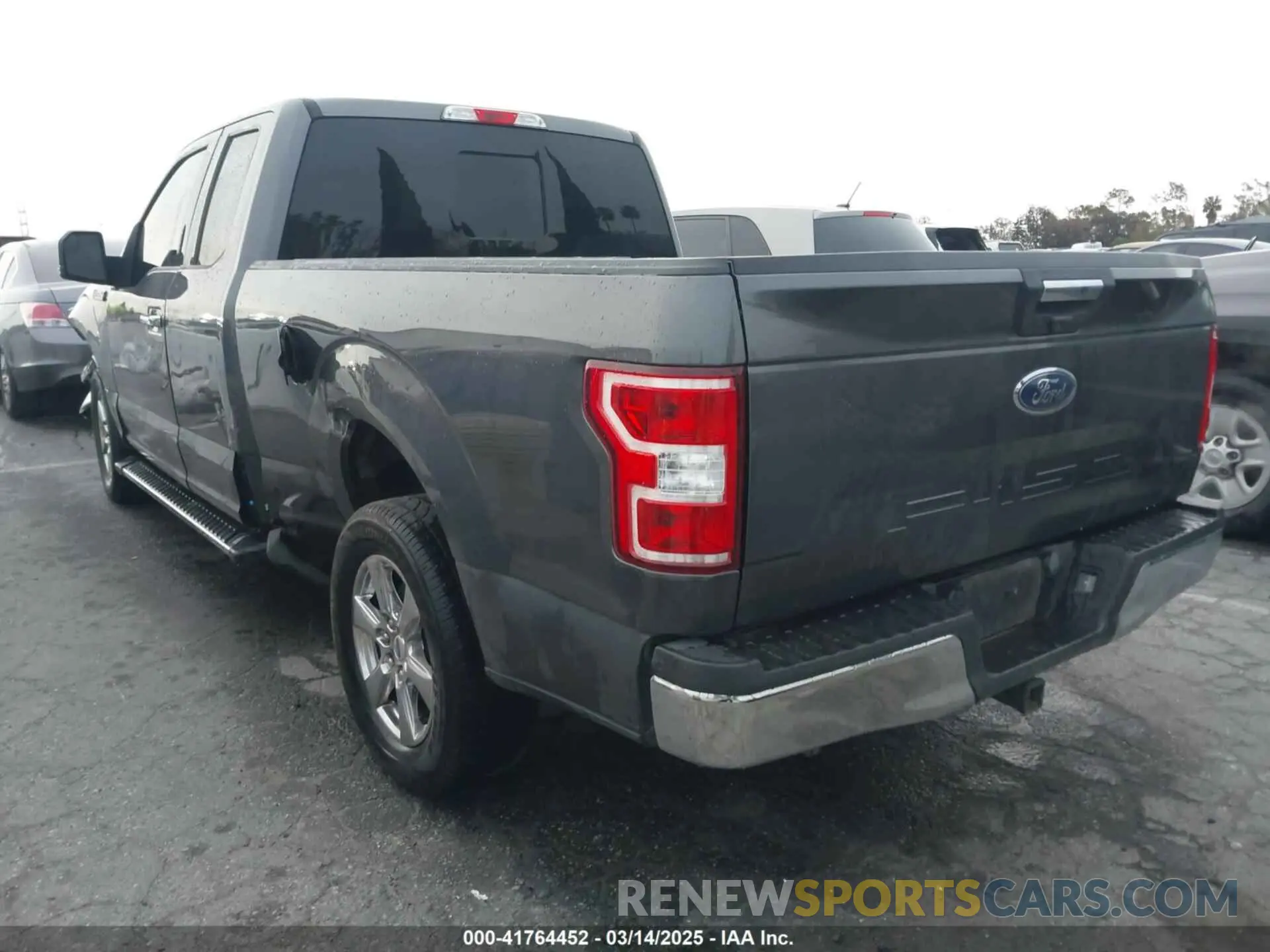 3 Photograph of a damaged car 1FTEX1CBXKKC23660 FORD F-150 2019