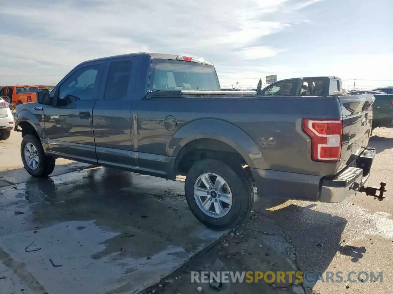 2 Photograph of a damaged car 1FTEX1CBXKKD32734 FORD F-150 2019