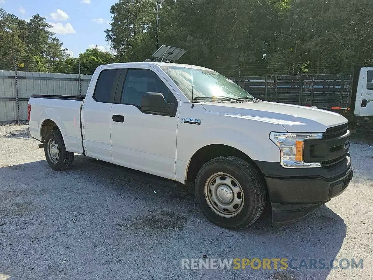 4 Photograph of a damaged car 1FTEX1CP3KKE83250 FORD F-150 2019