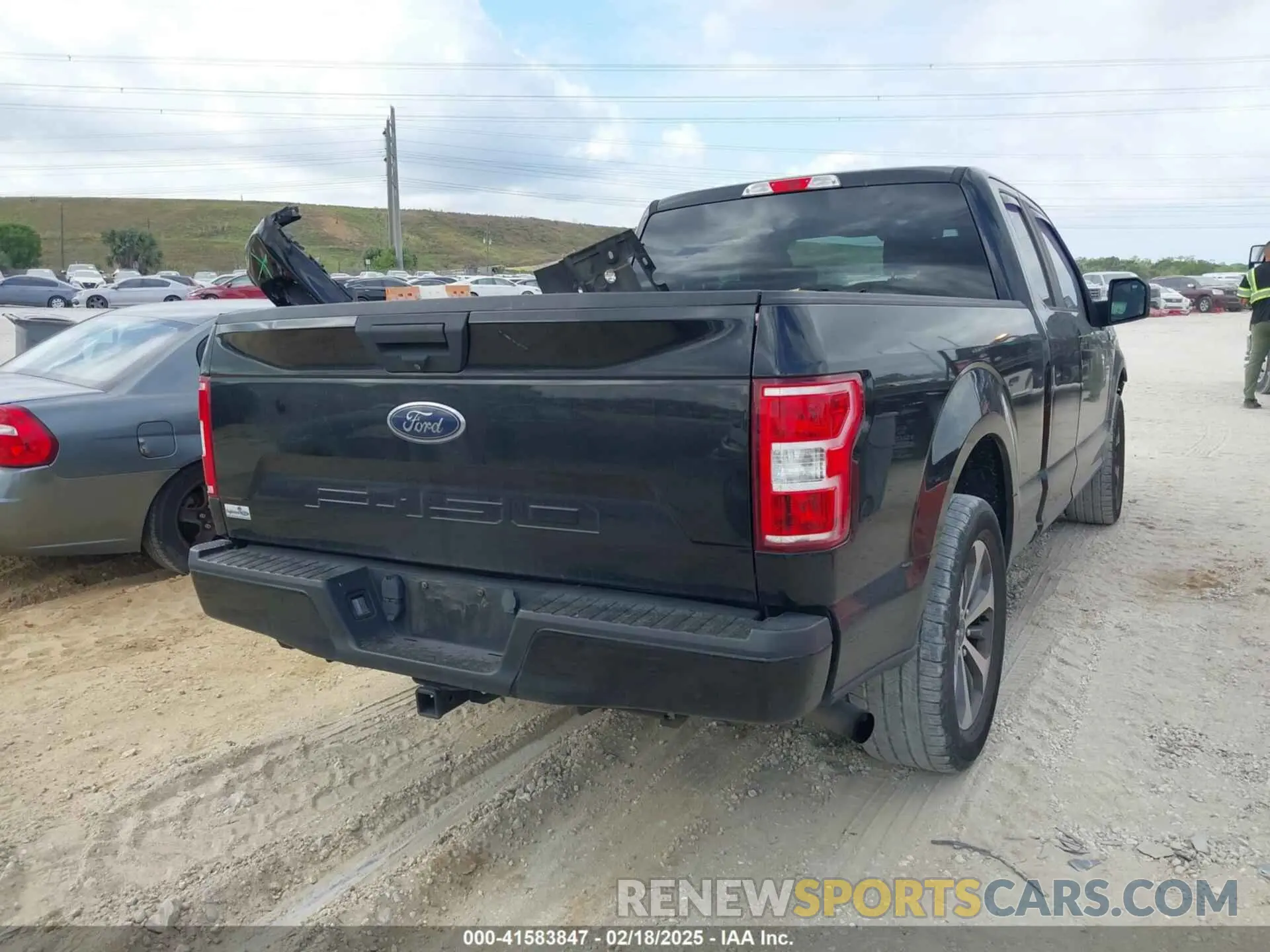4 Photograph of a damaged car 1FTEX1CP5KKC65245 FORD F-150 2019