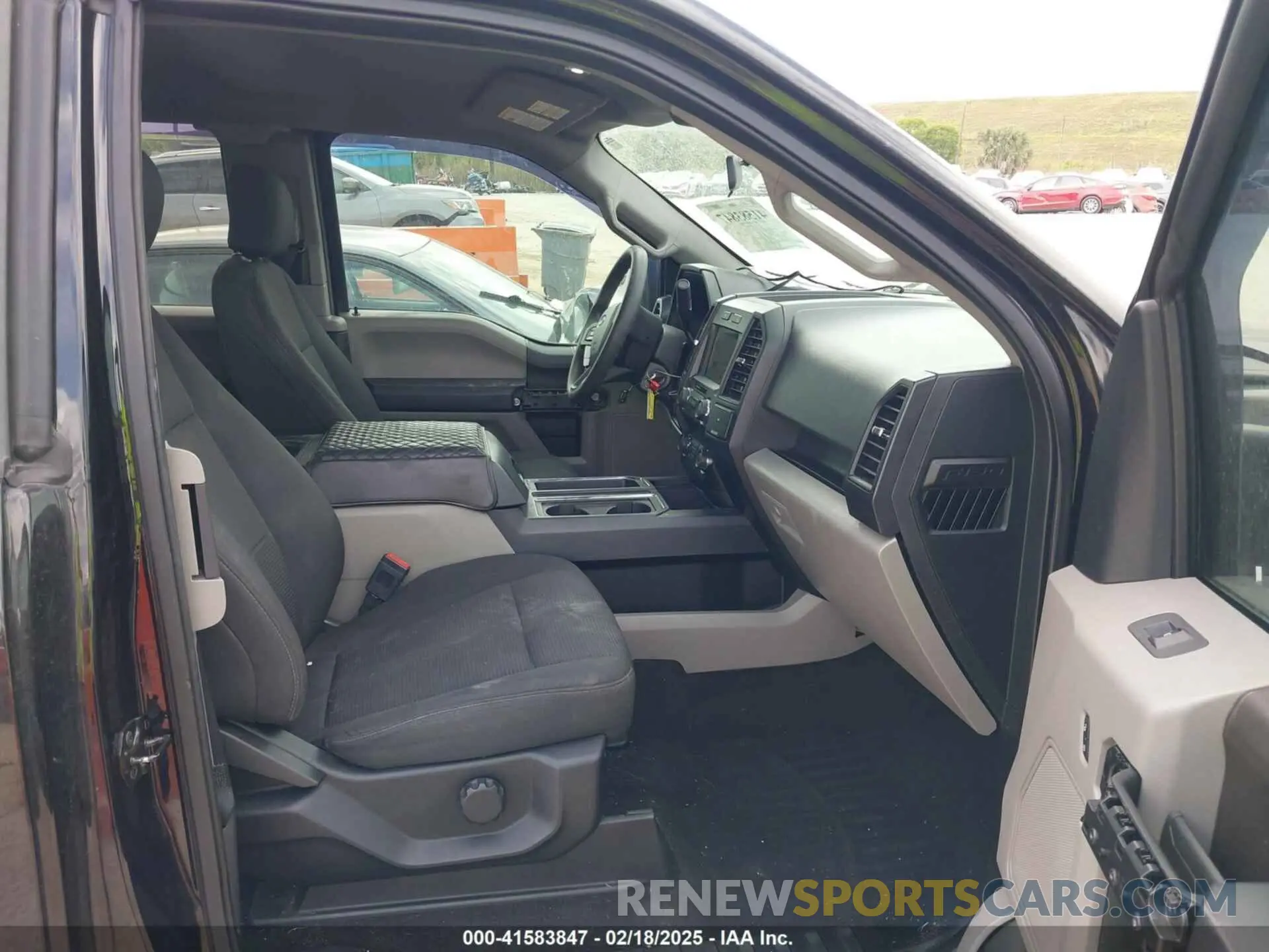 5 Photograph of a damaged car 1FTEX1CP5KKC65245 FORD F-150 2019