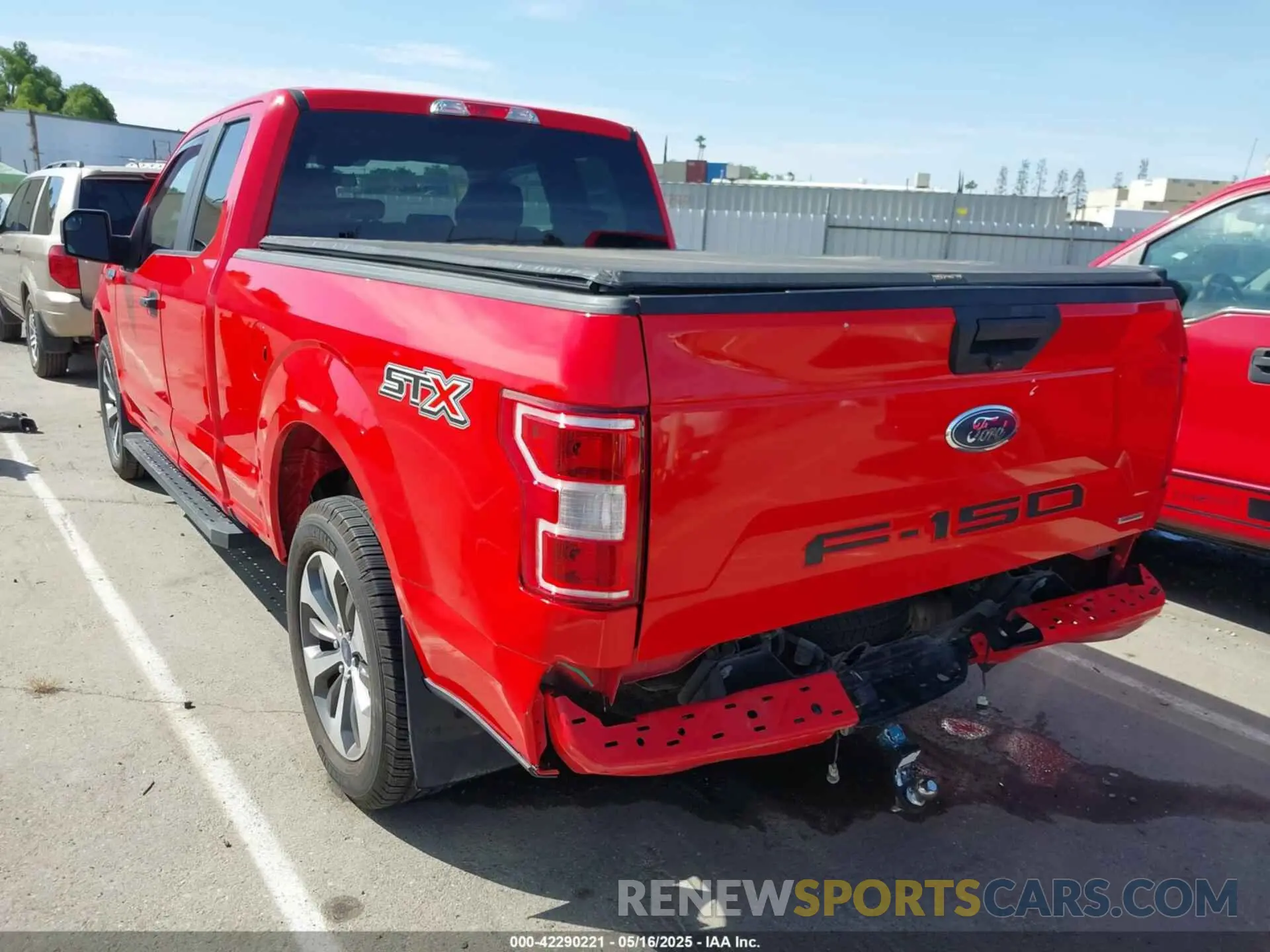 3 Photograph of a damaged car 1FTEX1CPXKKC96958 FORD F-150 2019