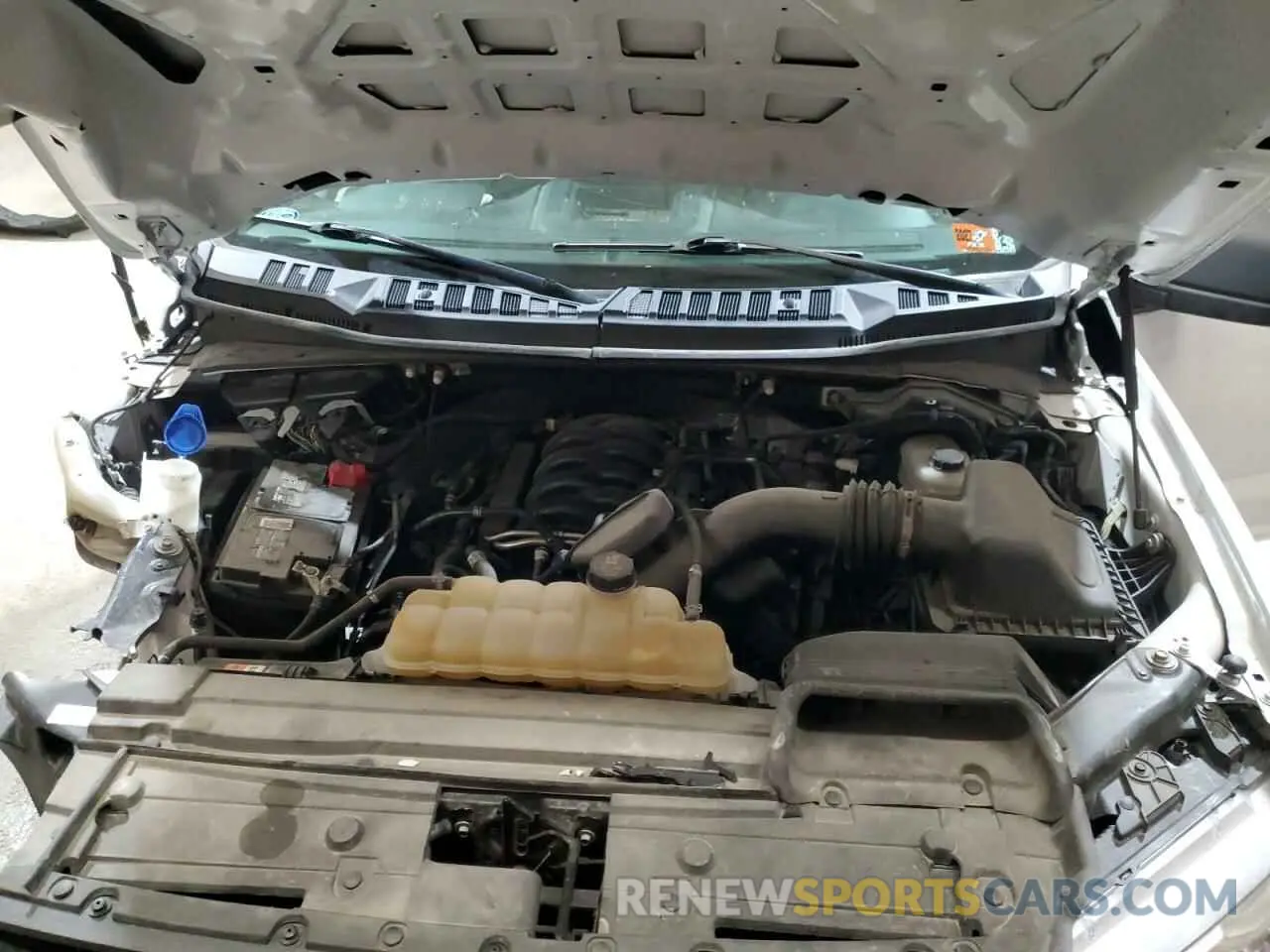 11 Photograph of a damaged car 1FTEX1E50KKE57572 FORD F-150 2019