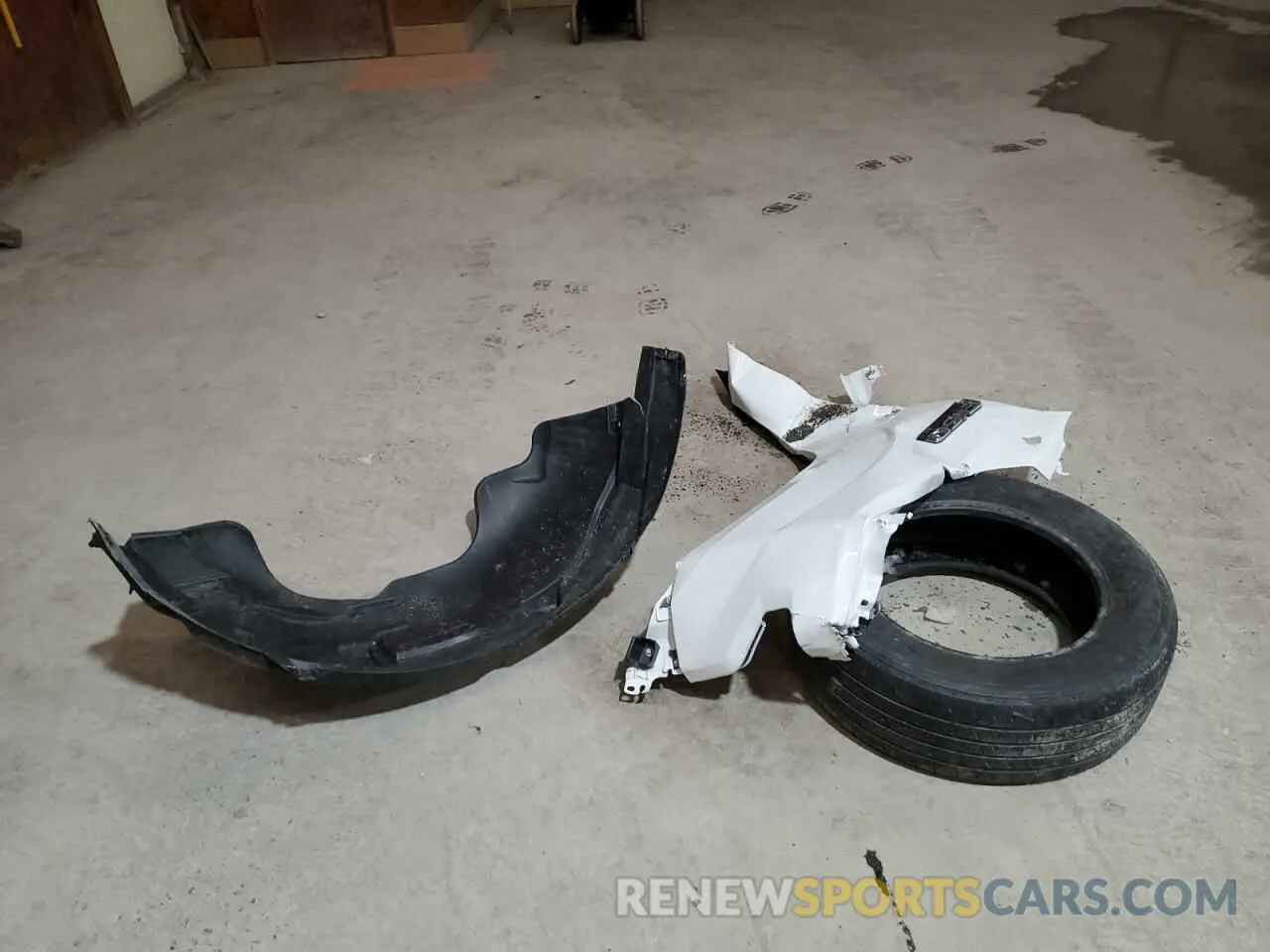 12 Photograph of a damaged car 1FTEX1E50KKE57572 FORD F-150 2019