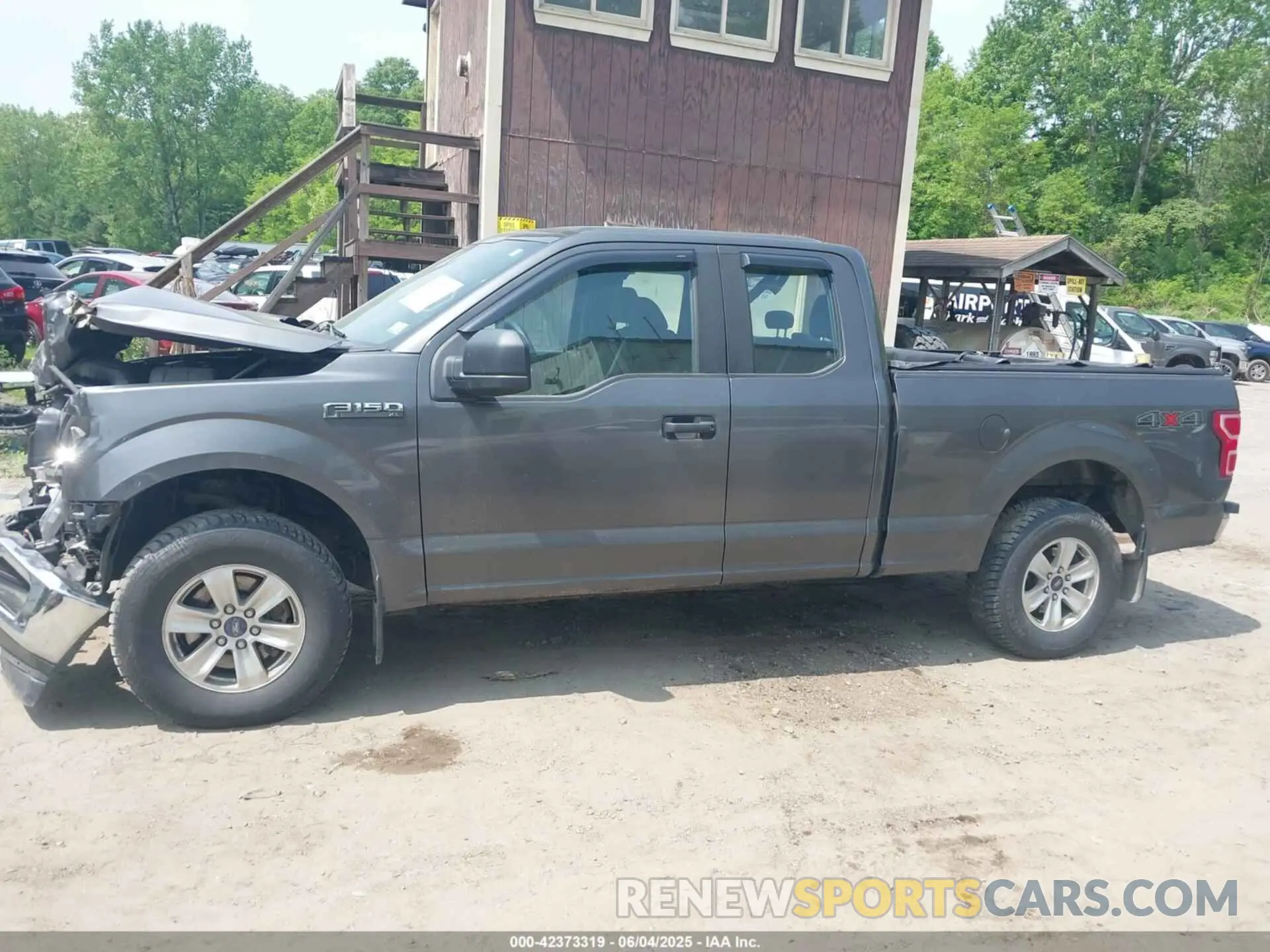 14 Photograph of a damaged car 1FTEX1EB4KKD86561 FORD F-150 2019