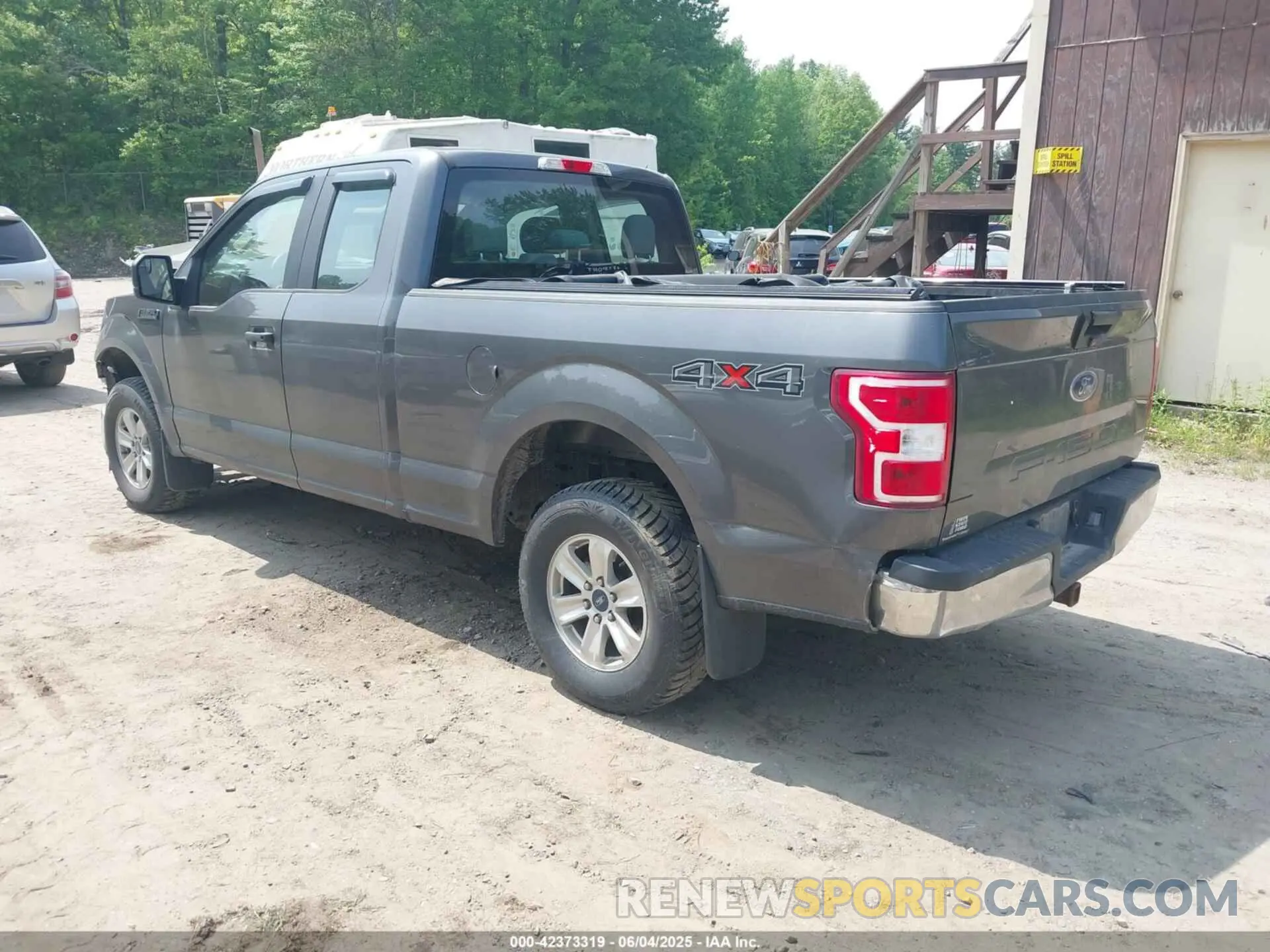 3 Photograph of a damaged car 1FTEX1EB4KKD86561 FORD F-150 2019