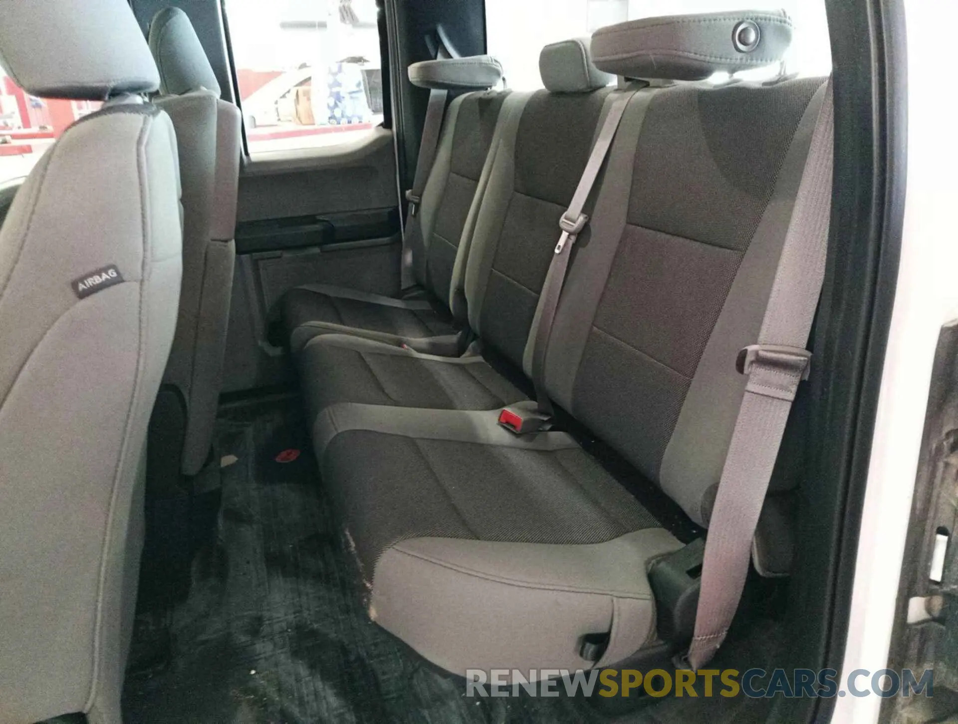 16 Photograph of a damaged car 1FTEX1EB6KKE74978 FORD F-150 2019