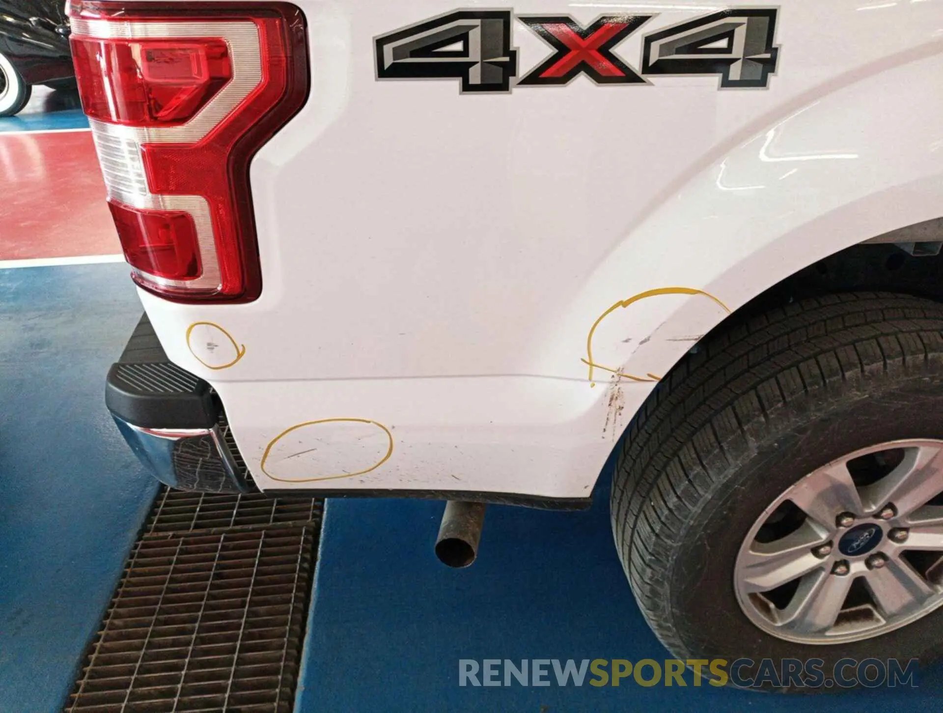 24 Photograph of a damaged car 1FTEX1EB6KKE74978 FORD F-150 2019