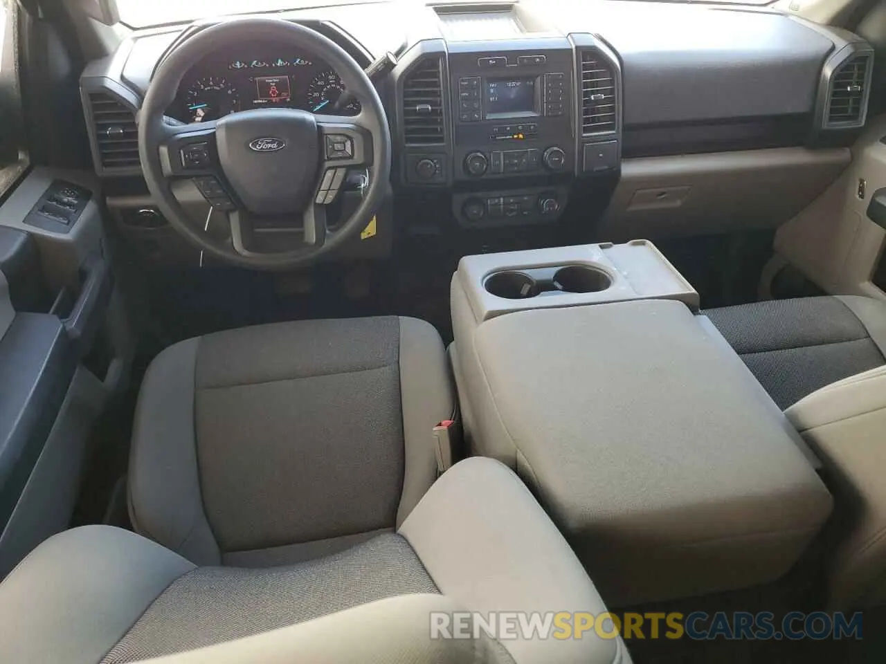8 Photograph of a damaged car 1FTEX1EB8KKD27044 FORD F-150 2019