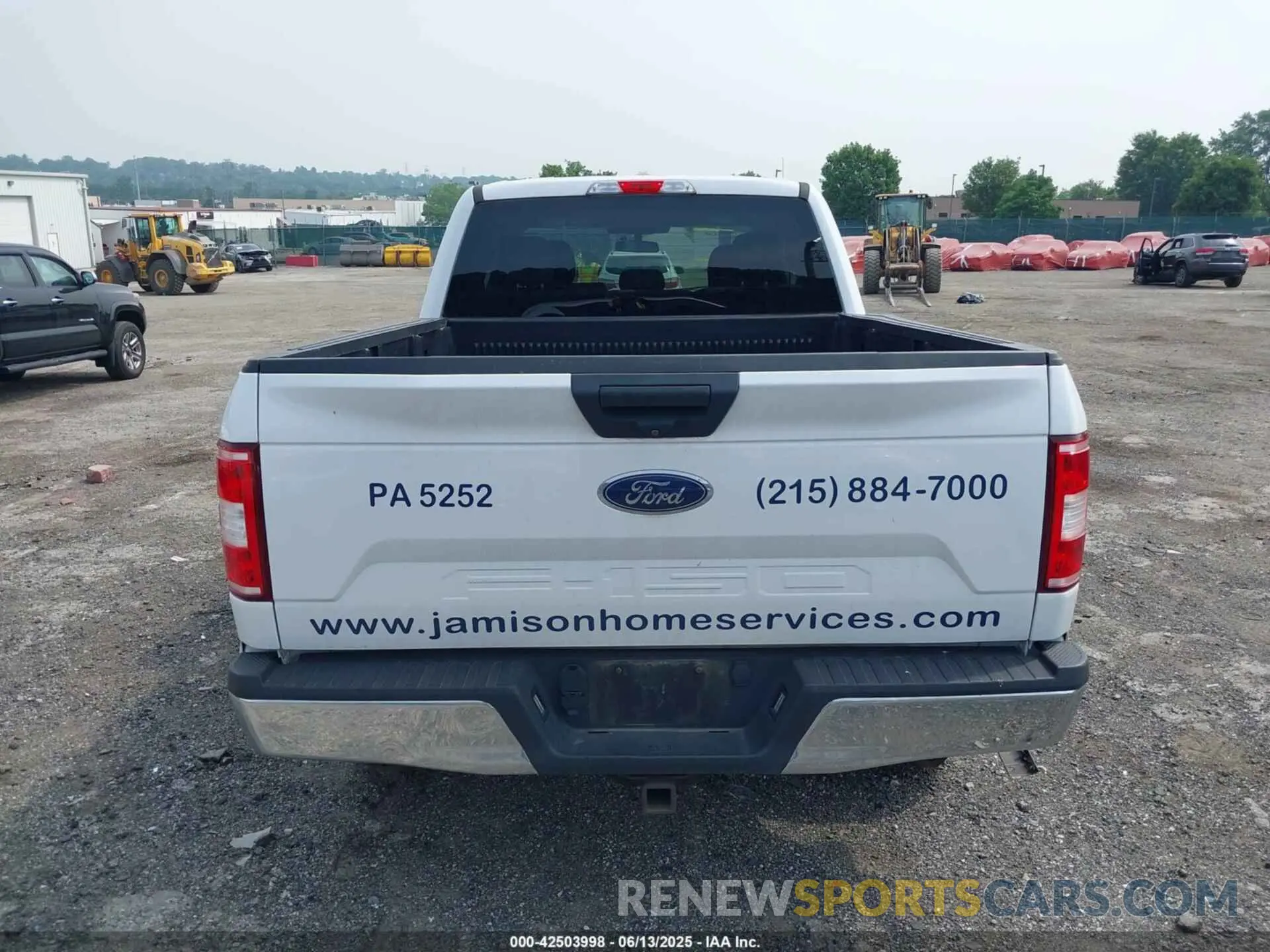 17 Photograph of a damaged car 1FTEX1EB8KKD86692 FORD F-150 2019